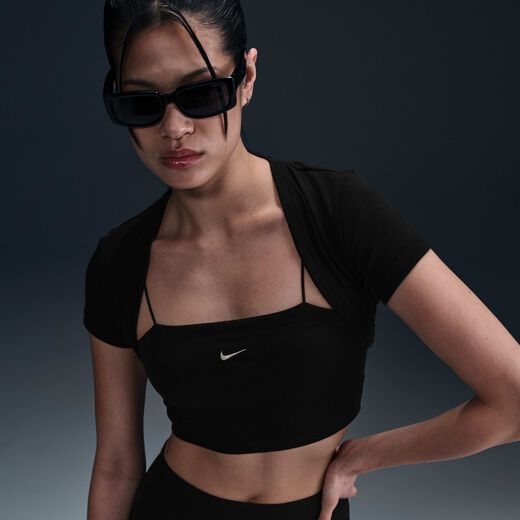 كساء-نايكي, نايكي سبورتسوير تشيل نت, تيشيرت ضيق وقصير مع سترة 2 في 1 للنساء