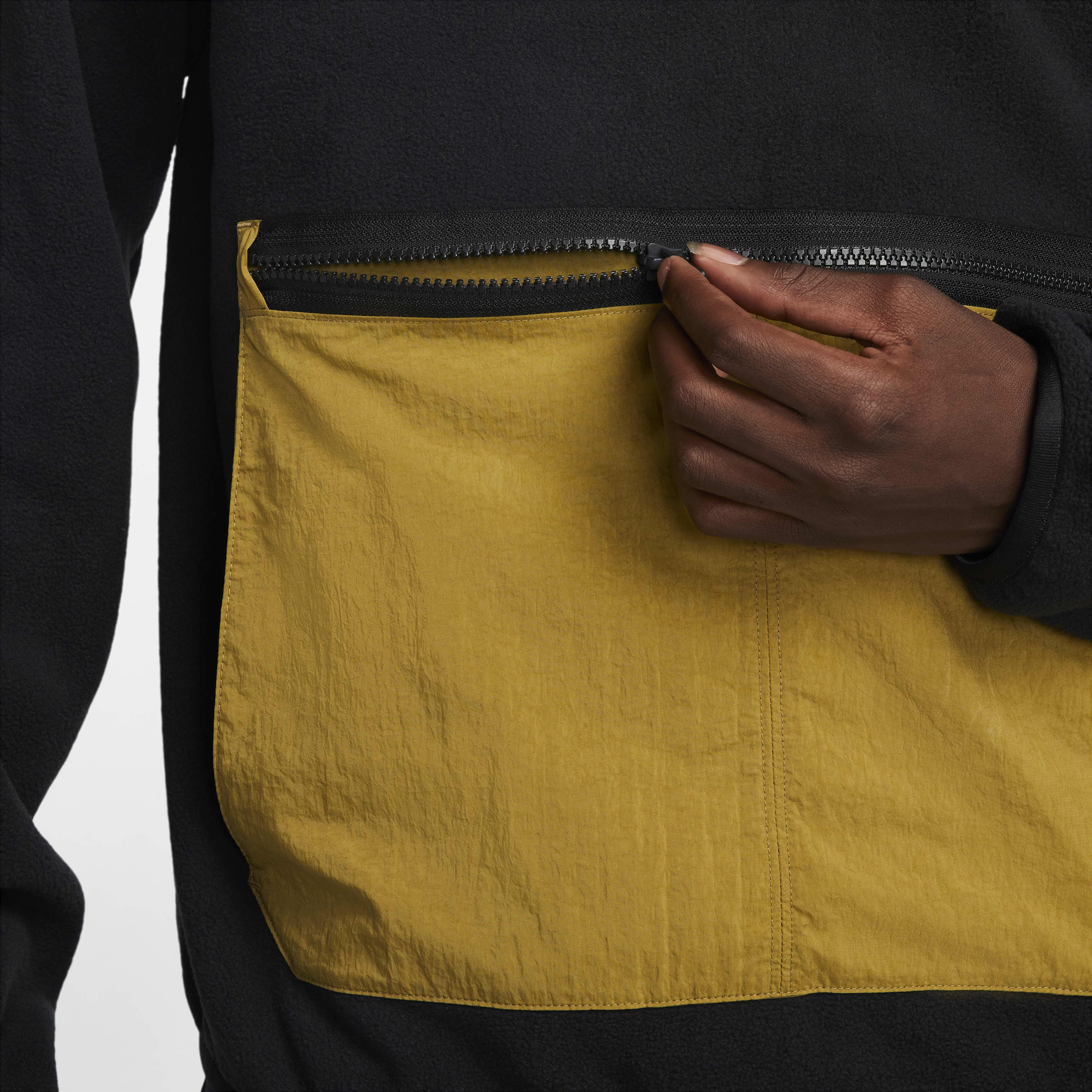 نايكي سبورتسوير image number 5