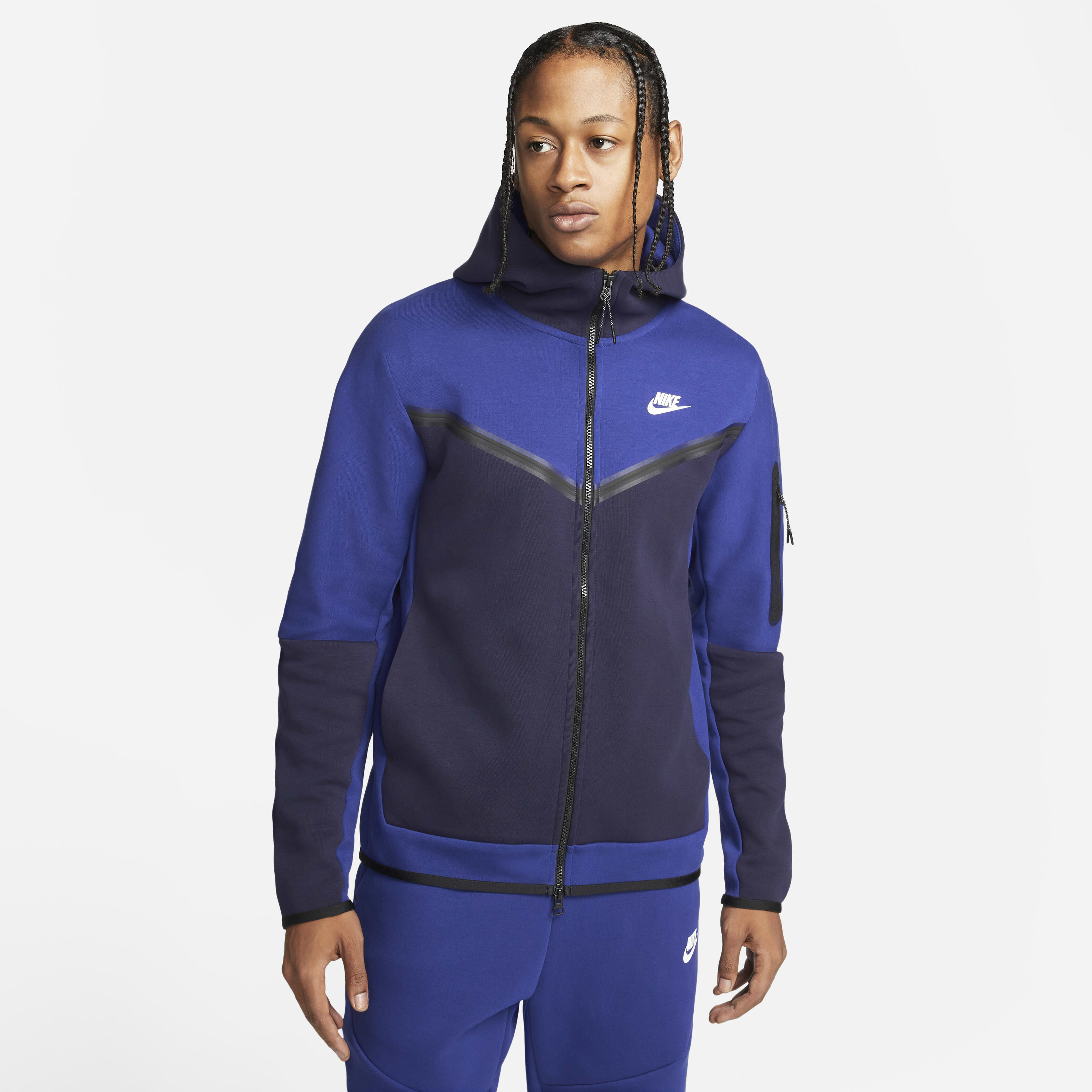Nike Sportswear Tech Fleece image number 0