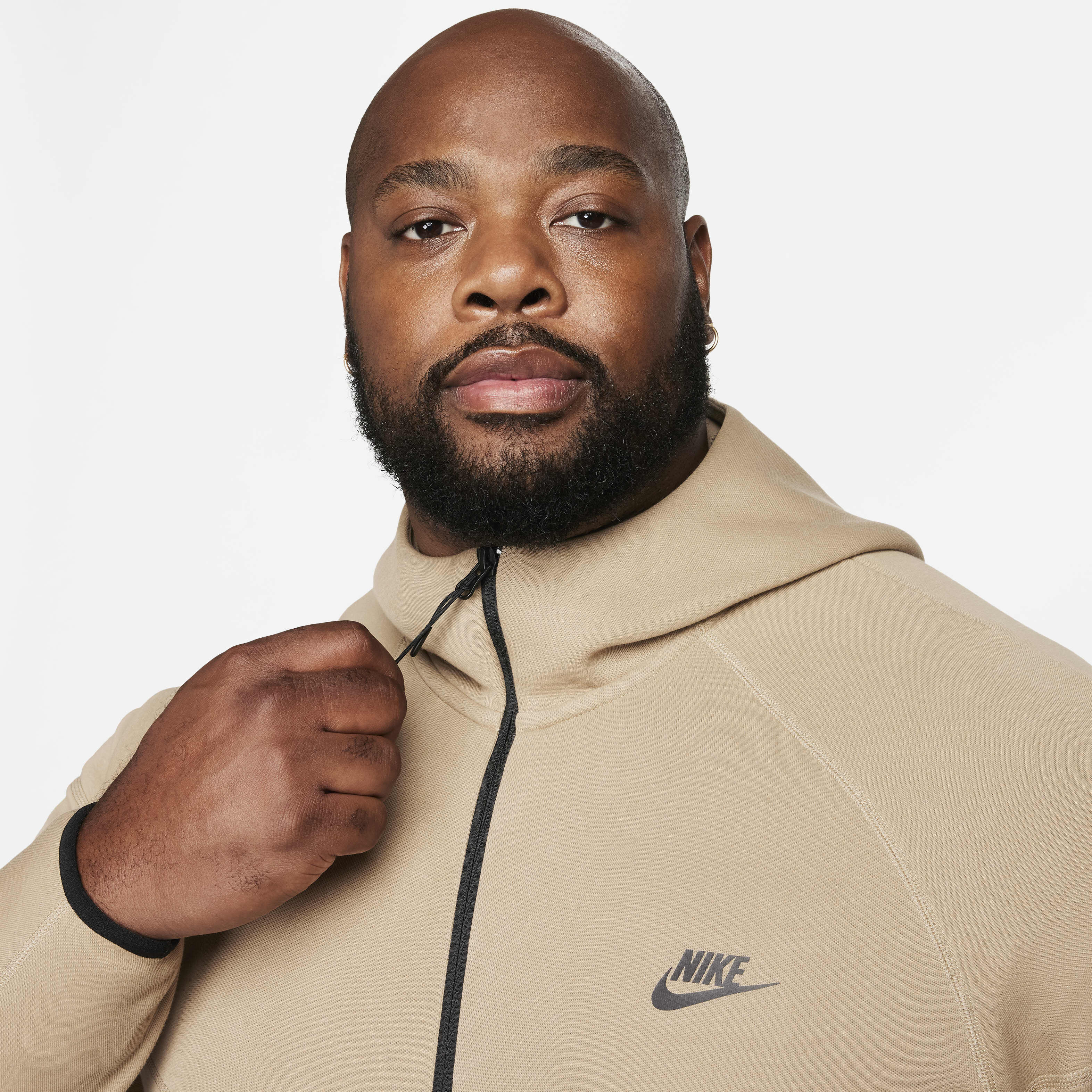 نايكي سبورتسوير تك فليس ويندرانر image number 10