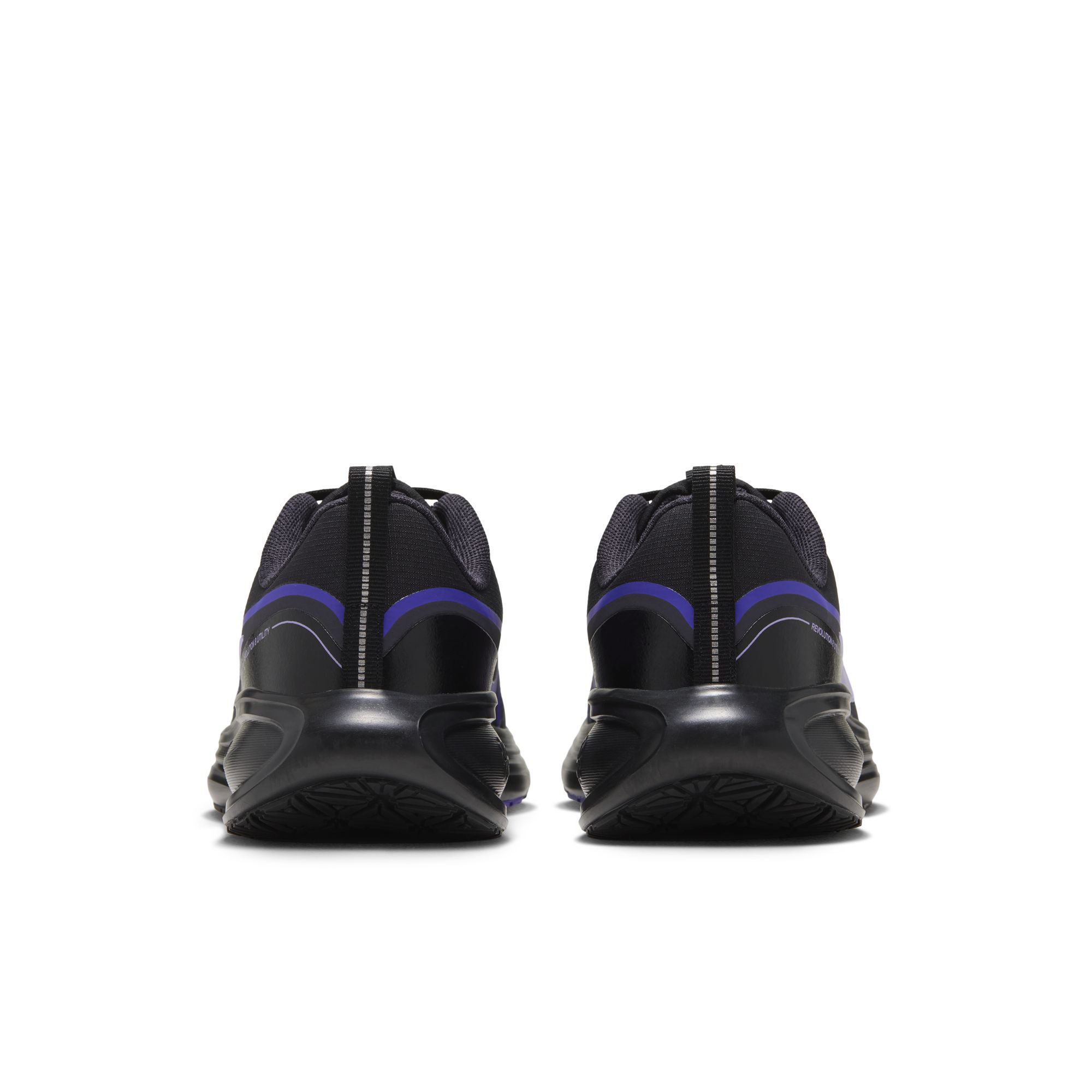 Nike Revolution 8 Utility image number 1