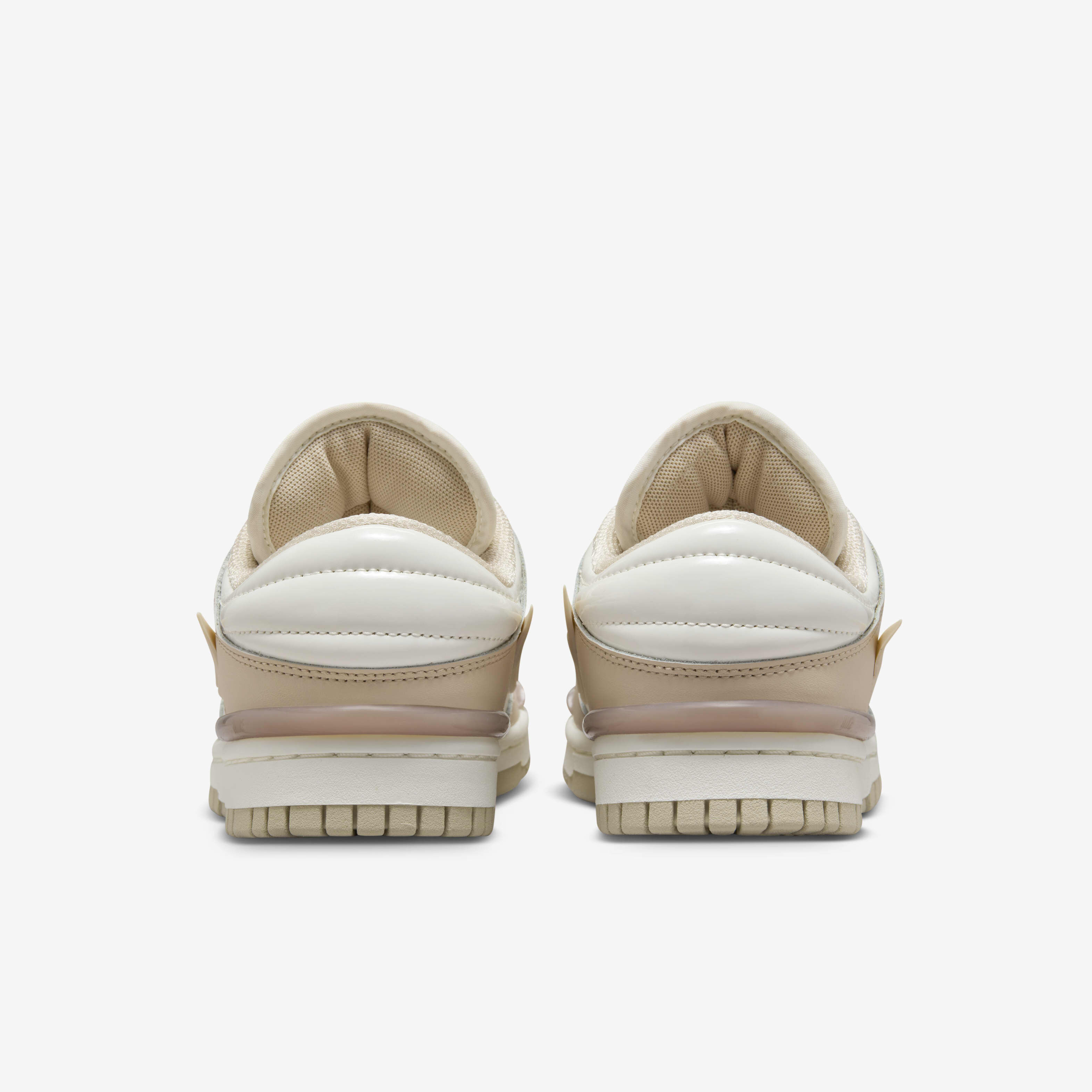 نايكي دانك لو تويست image number 5