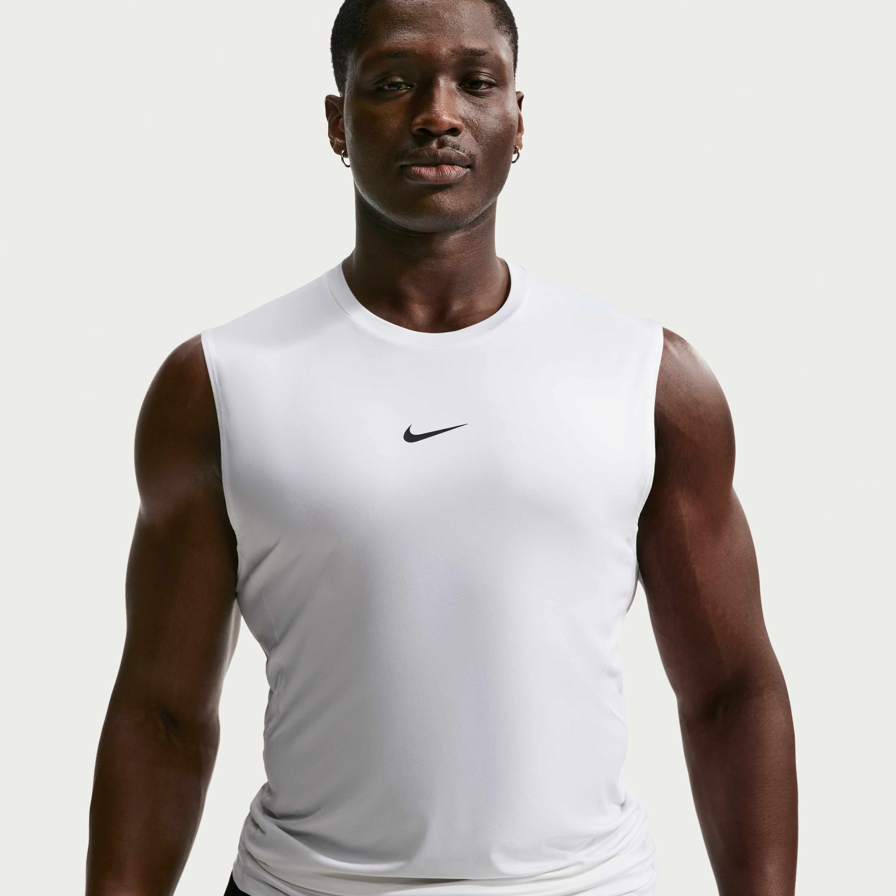 Nike Pro image number 5