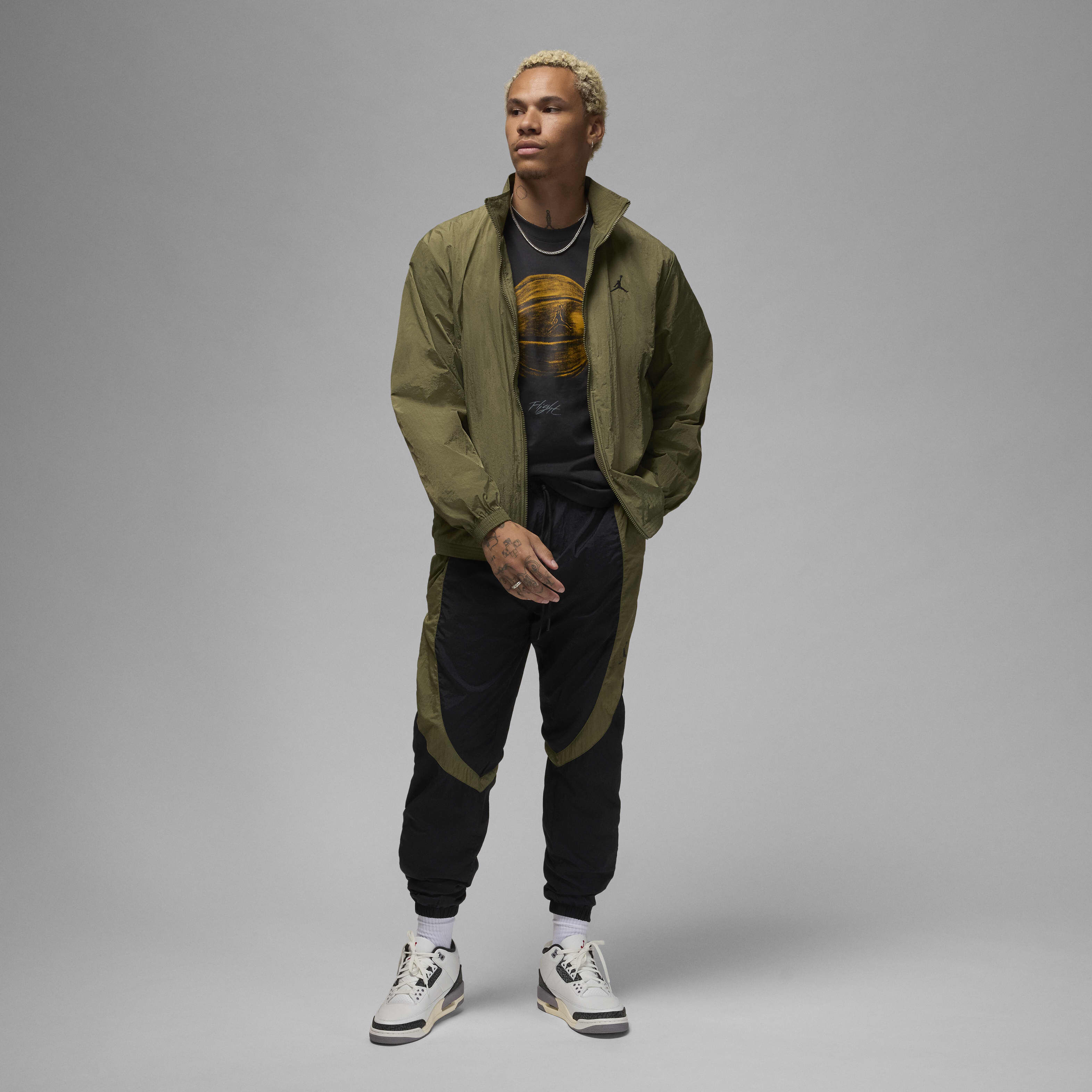 Jordan Essentials image number 7