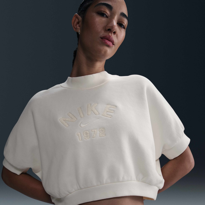 Nike Sportswear Collection image number 0 Nike Sportswear Collection image number 0