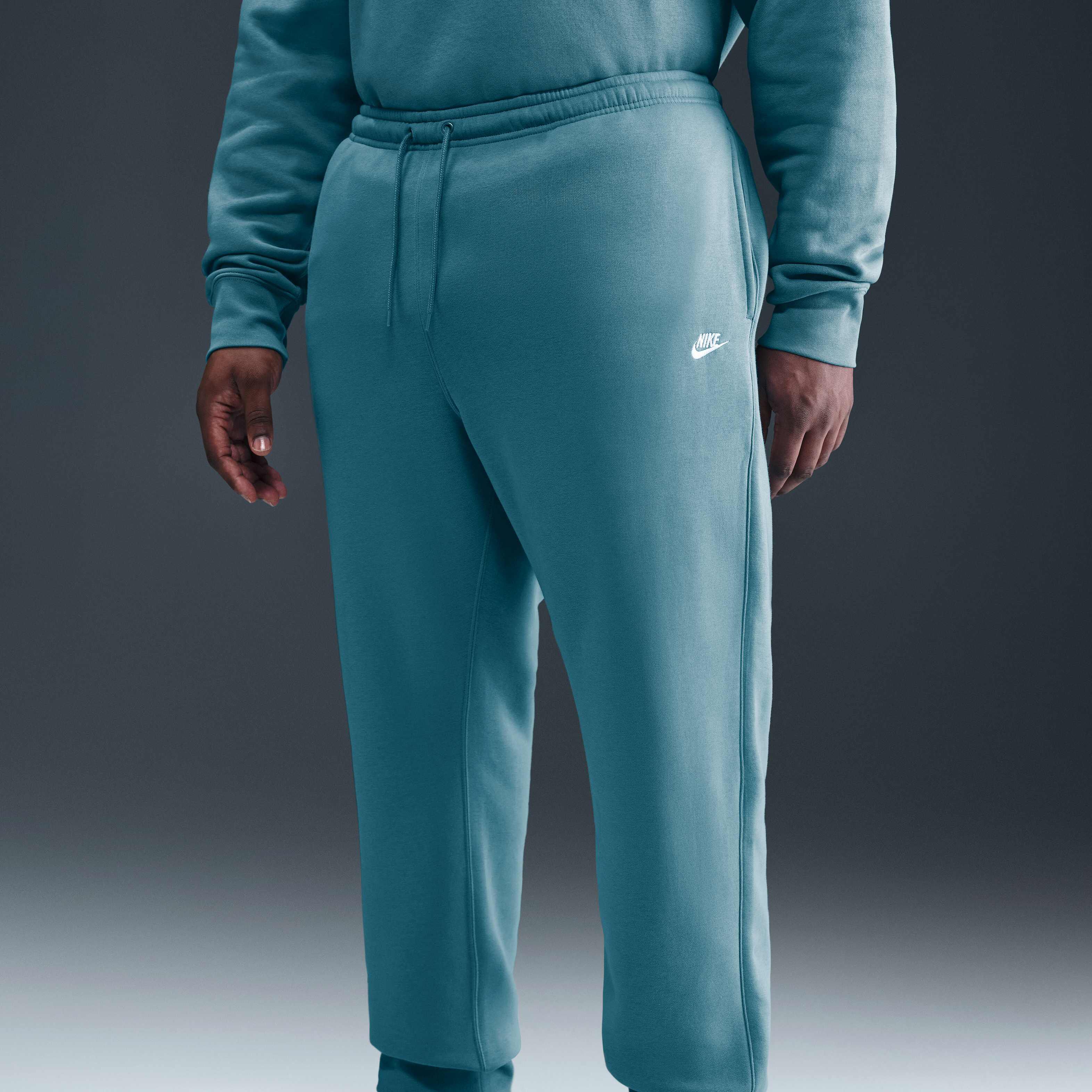 نايكي كلوب image number 6