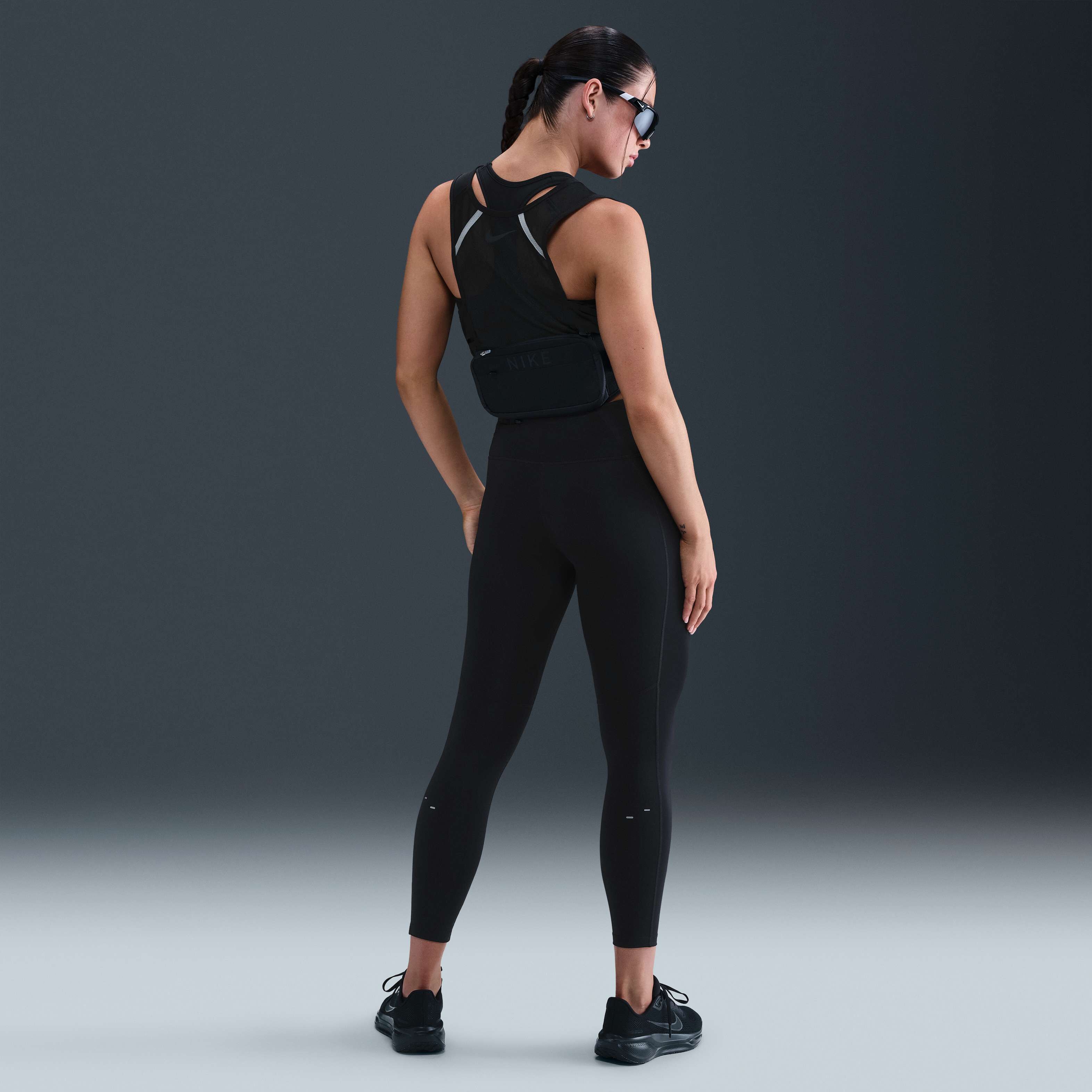 Nike Tempo Swoosh Run image number 3