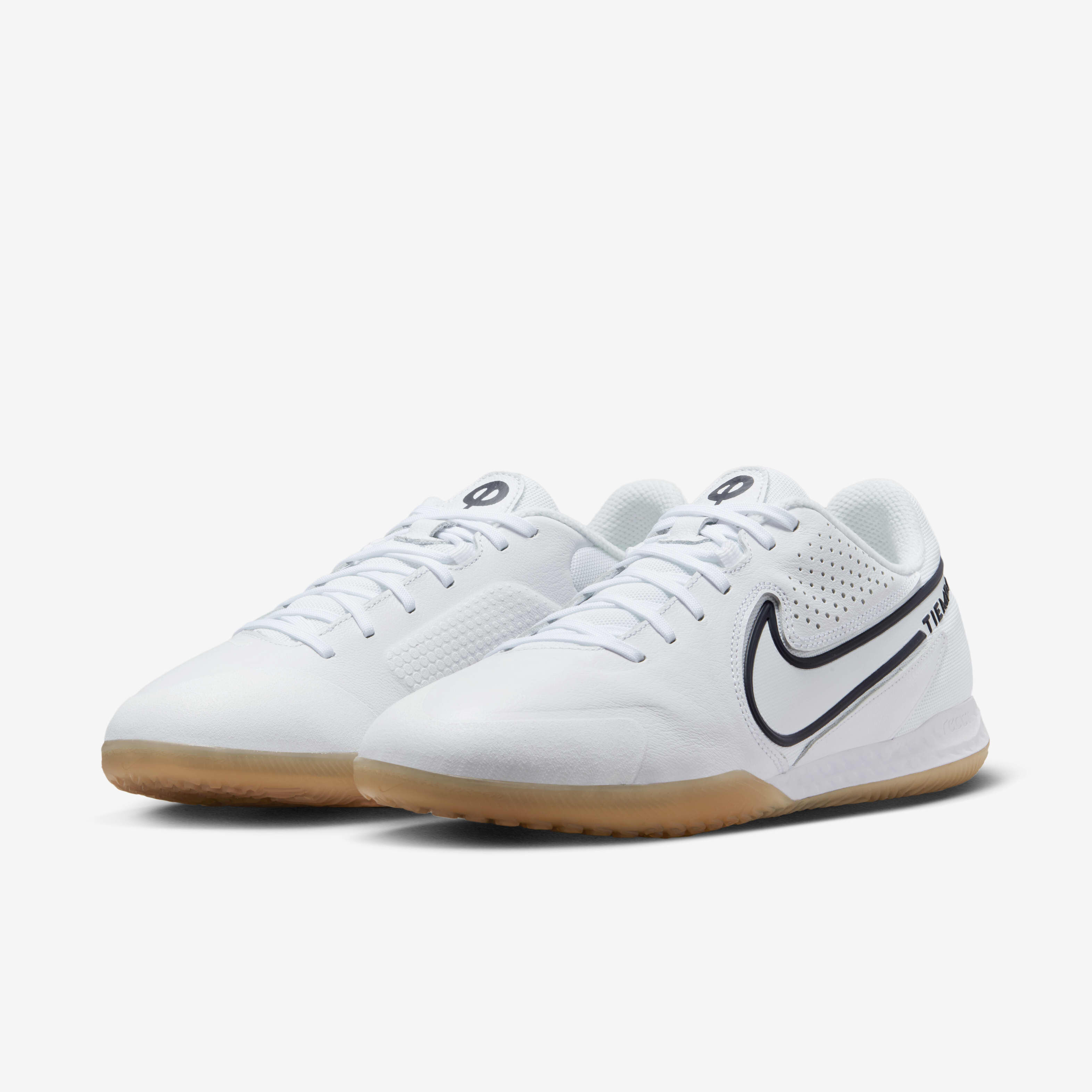 Nike React Tiempo Legend 9 Pro IC image number 4