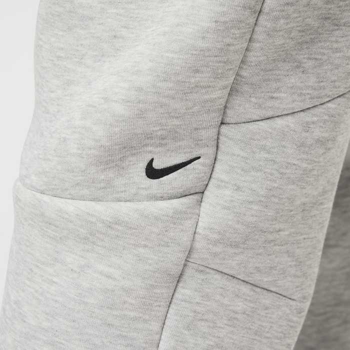 Nike Tech image number 5 Nike Tech image number 5