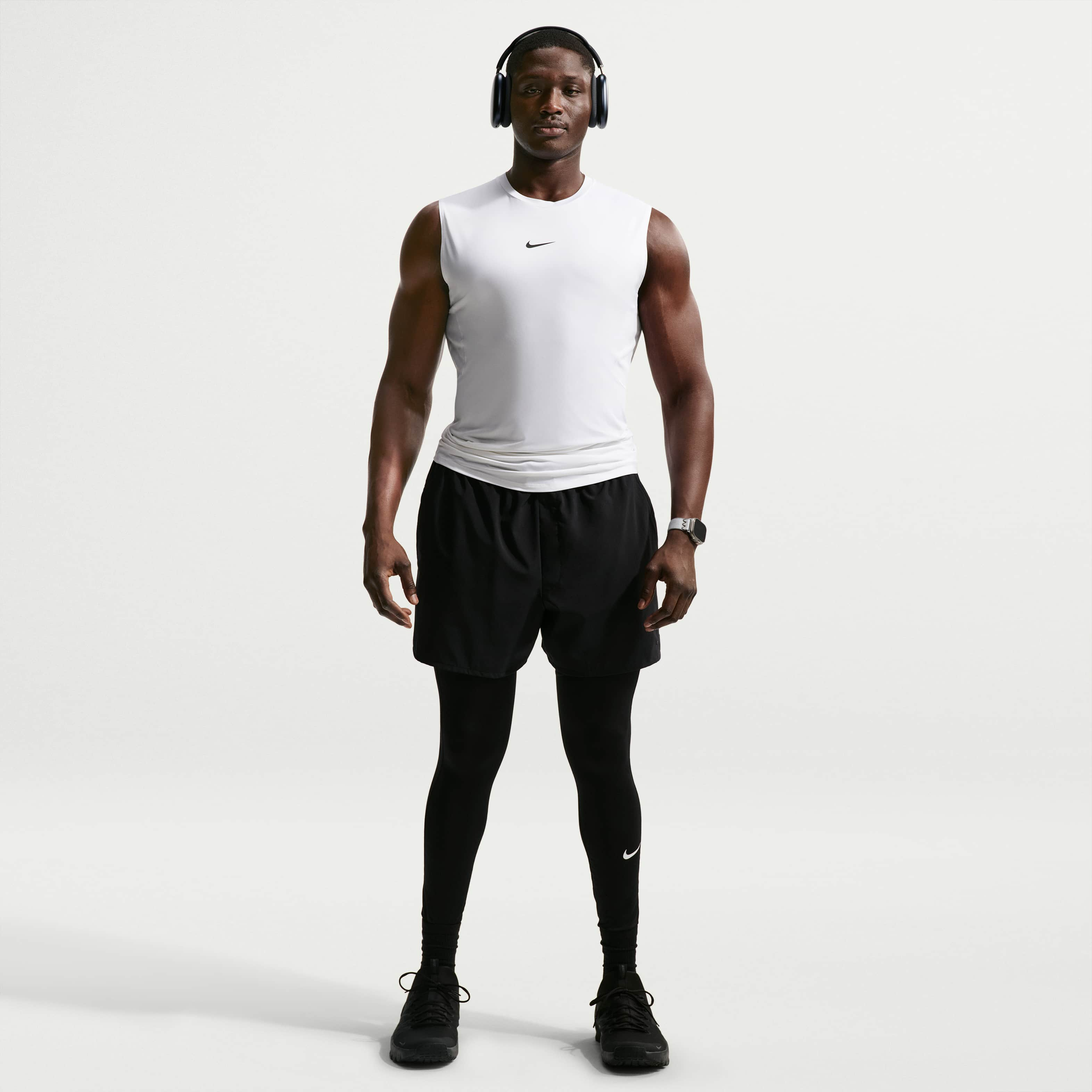 Nike Pro image number 8