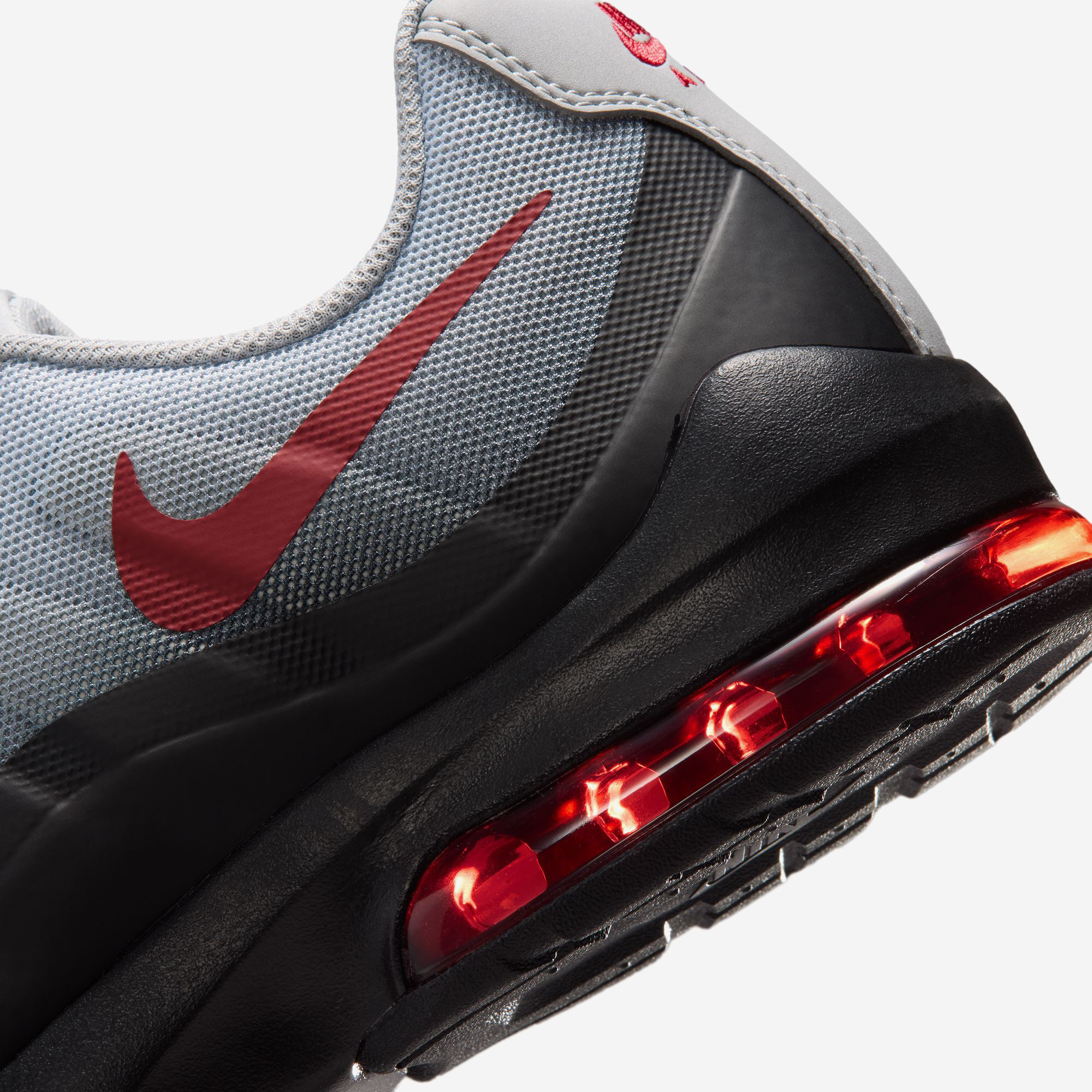 Nike Air Max Invigor image number 10