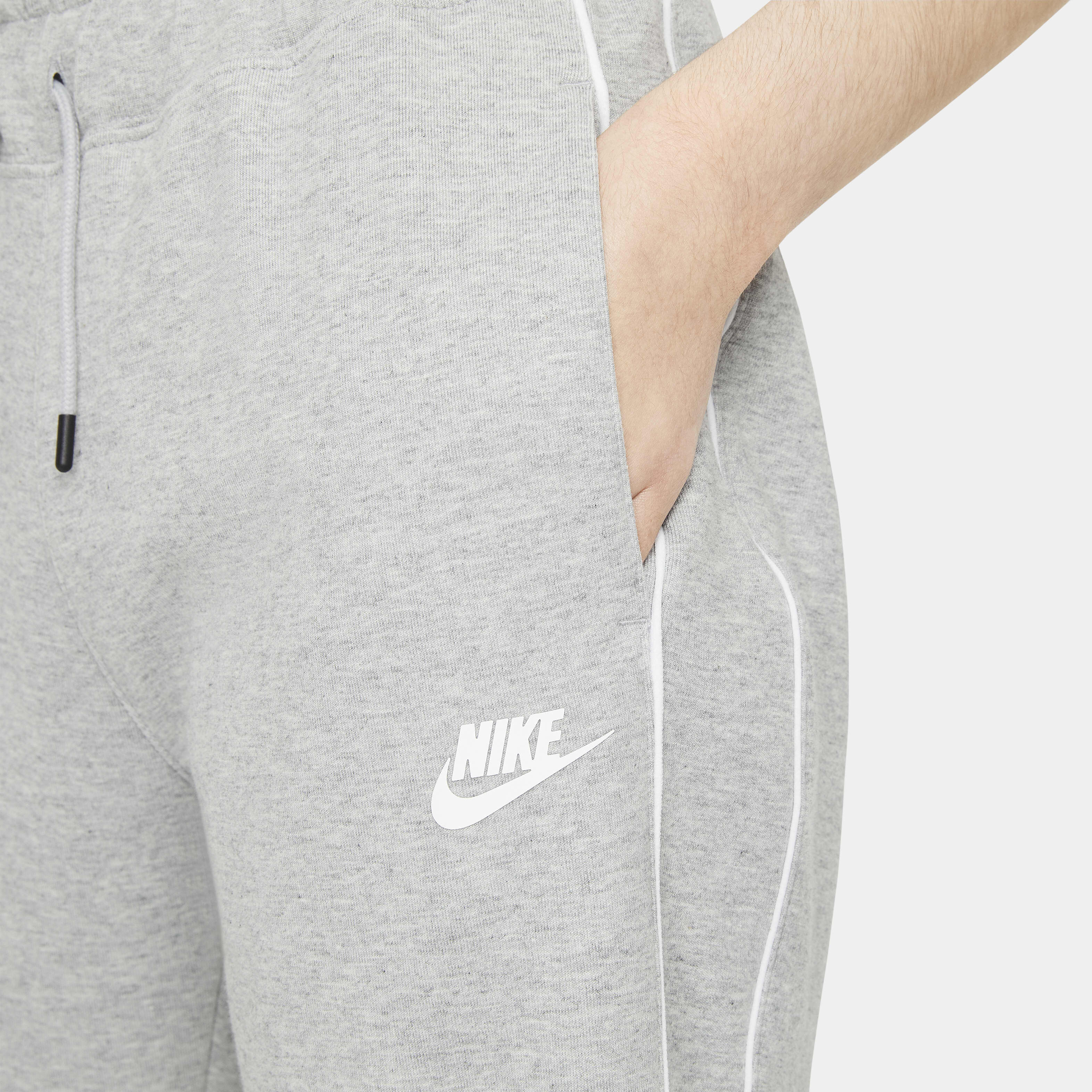 Nike Sportswear image number 2
