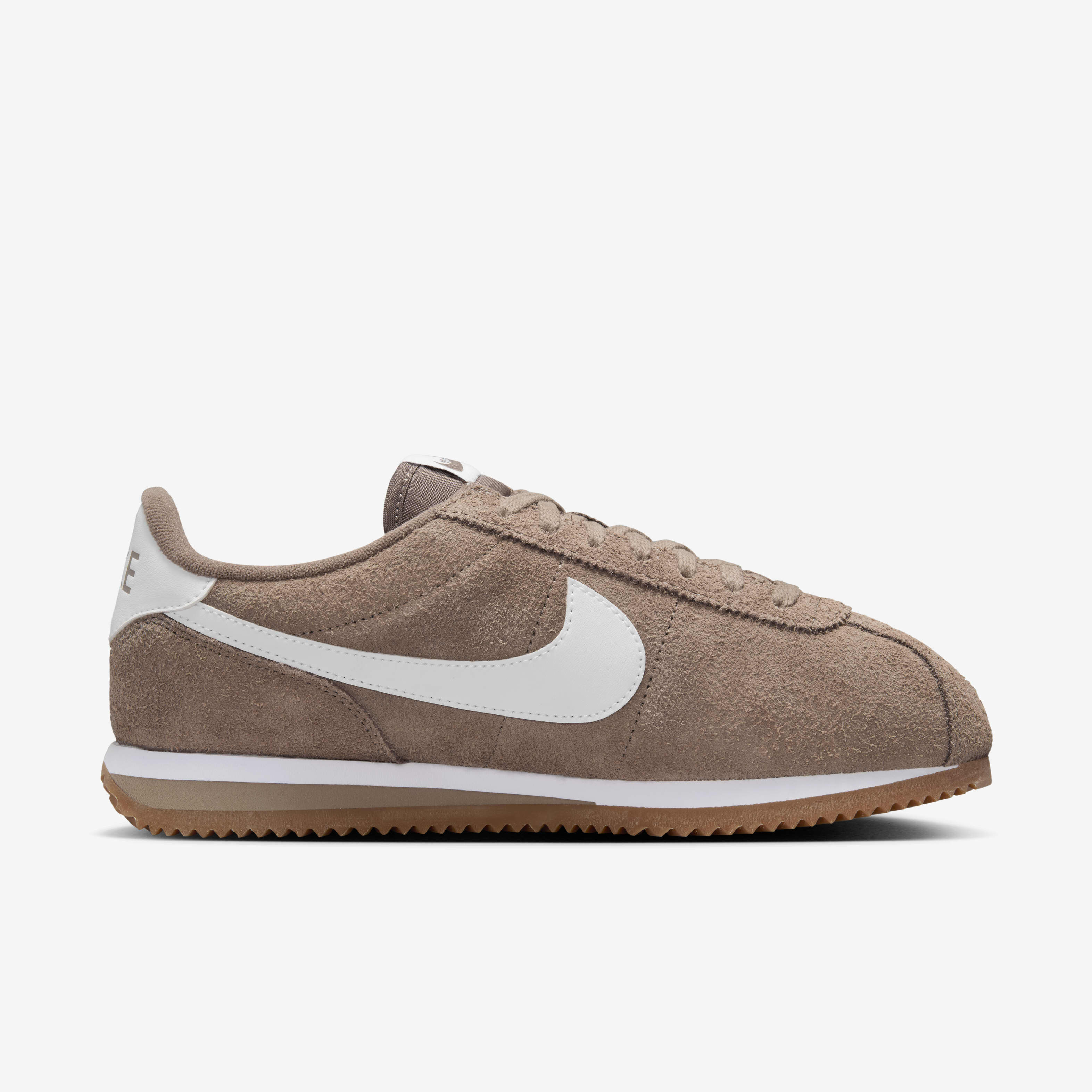 Nike cortez suede beige best sale