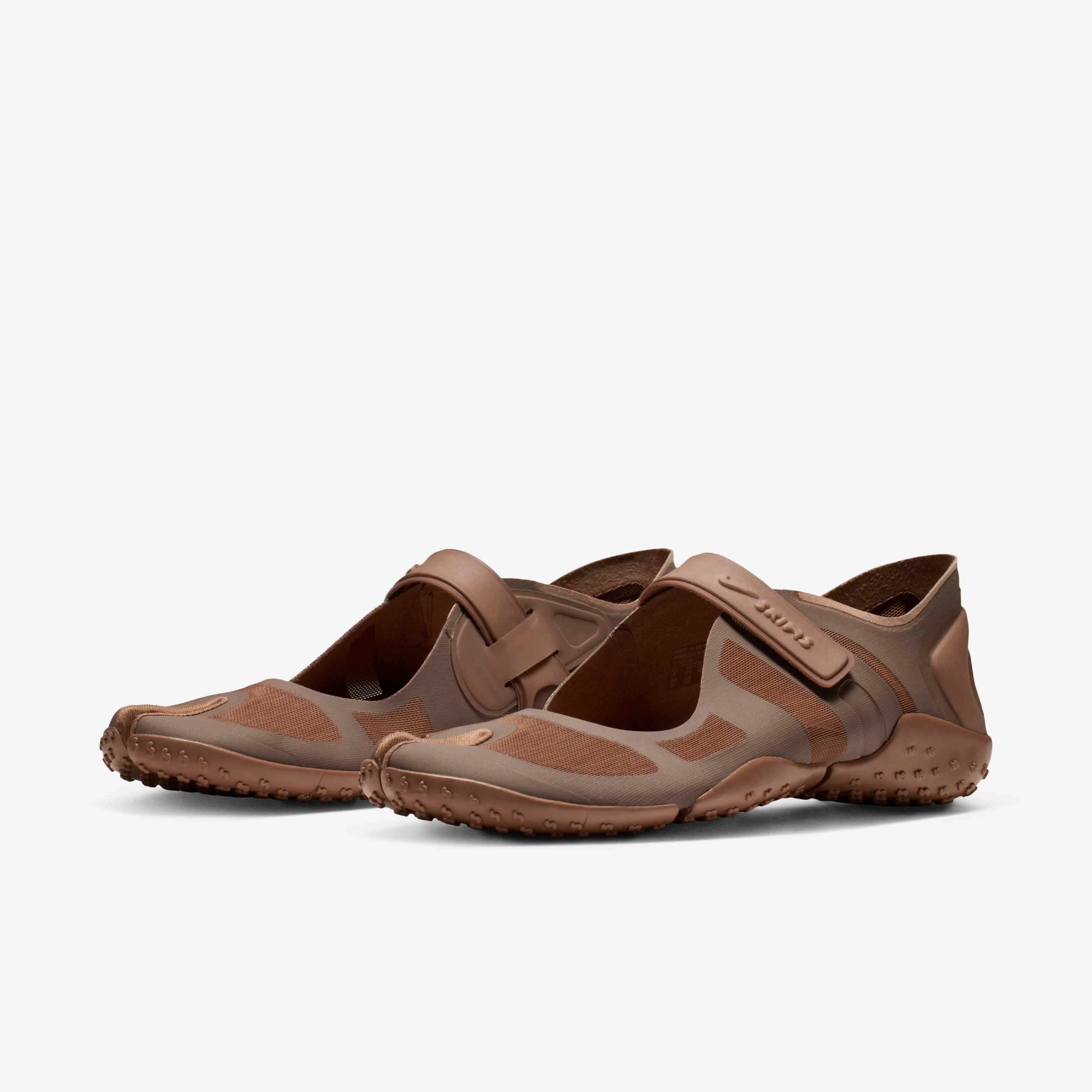 NikeSKIMS Rift Mesh image number 4