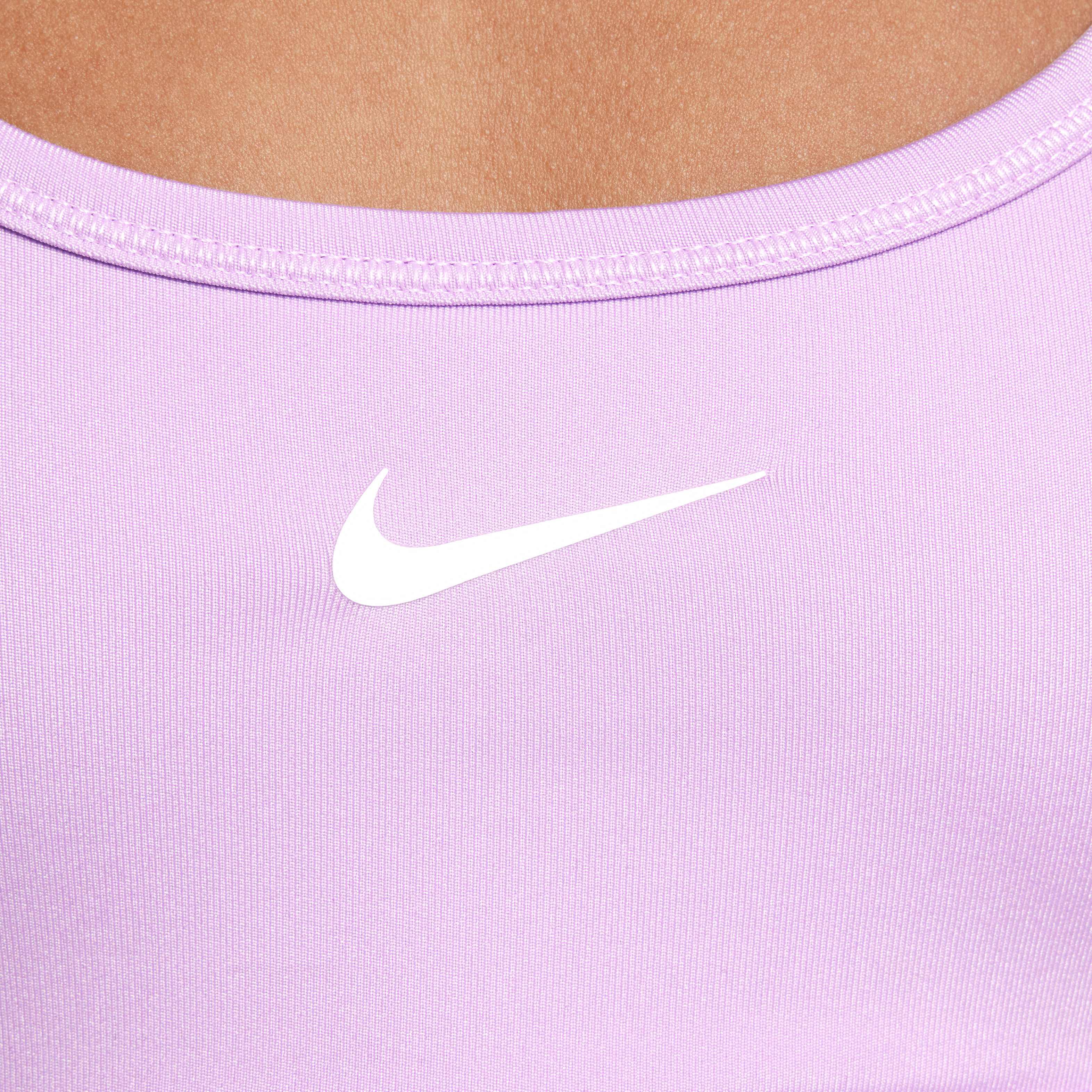 نايكي سووش image number 3