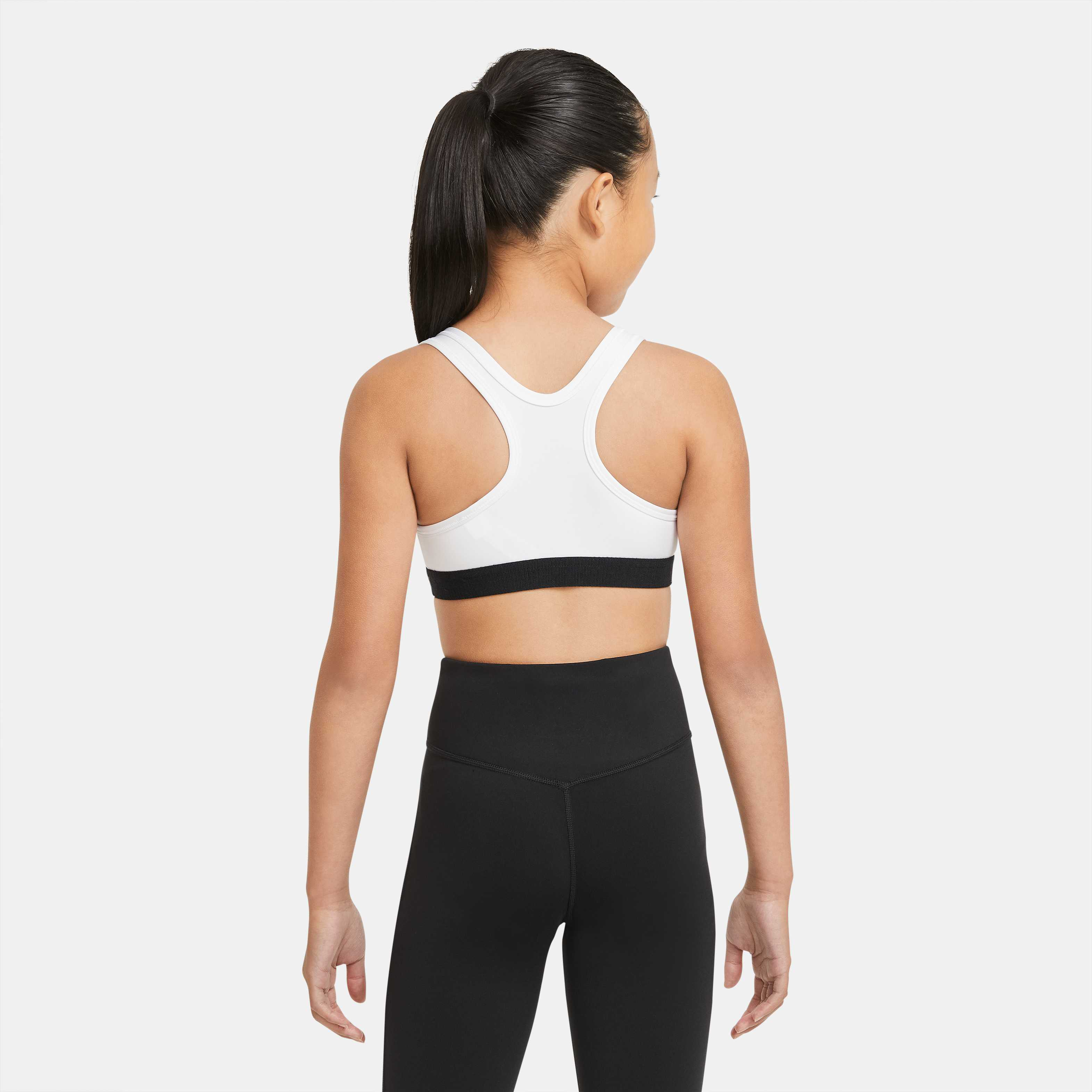 نايكي سووش image number 1