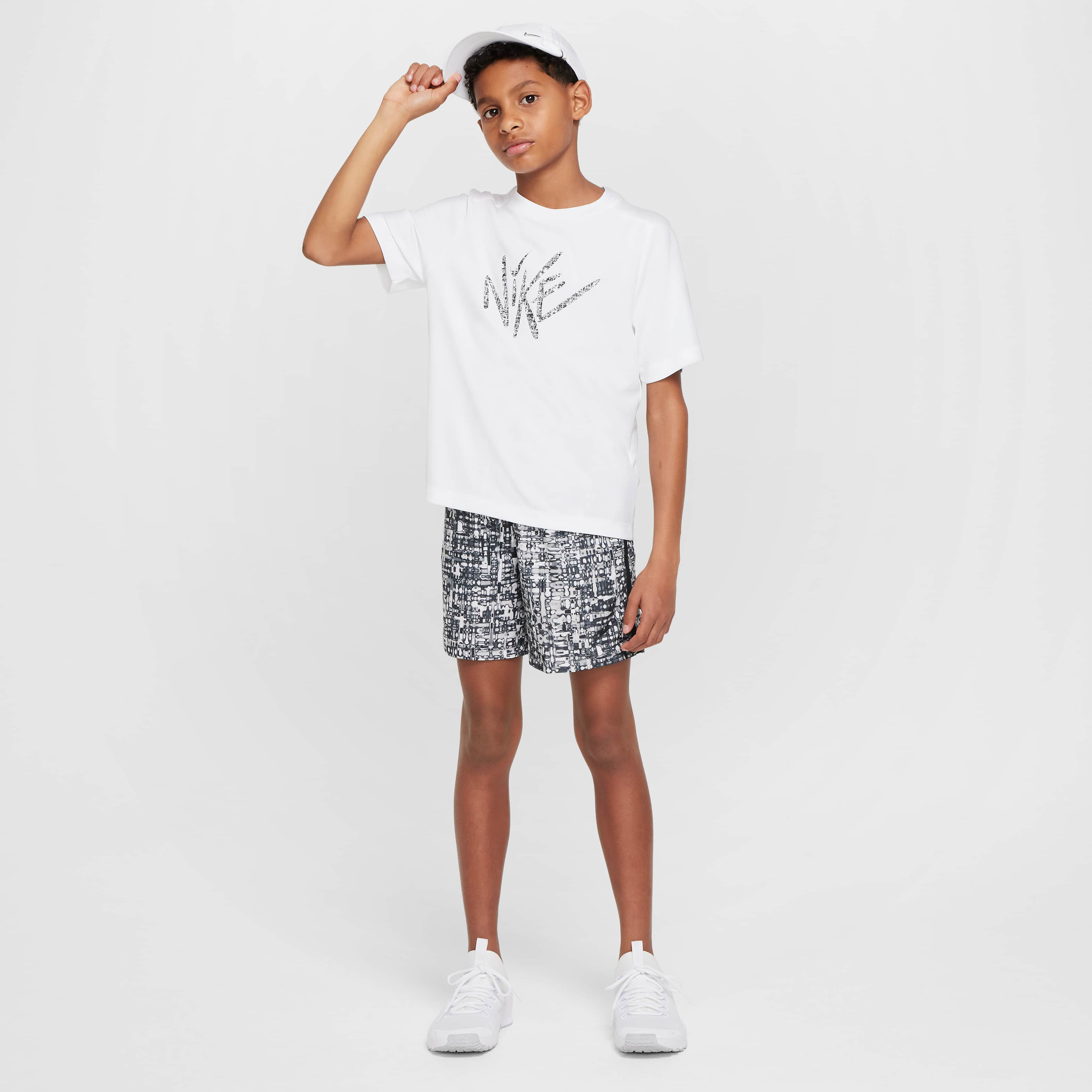 نايكي مالتي image number 6