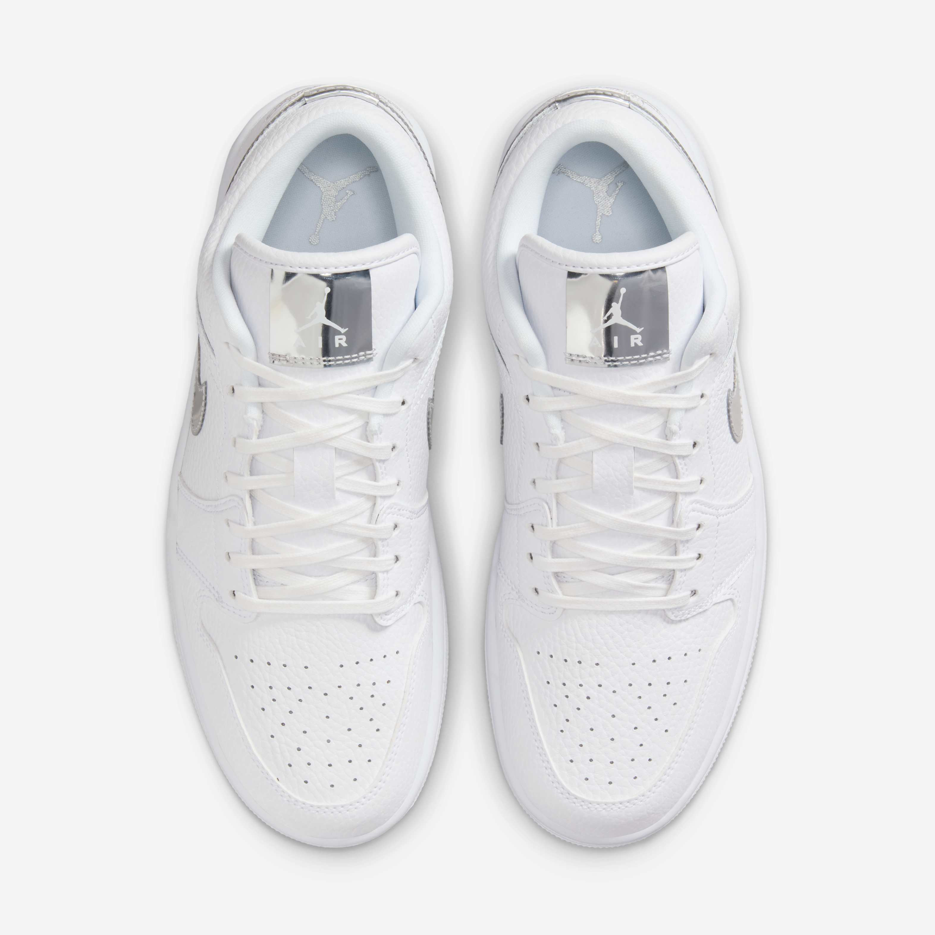 Air Jordan 1 Low SE image number 3