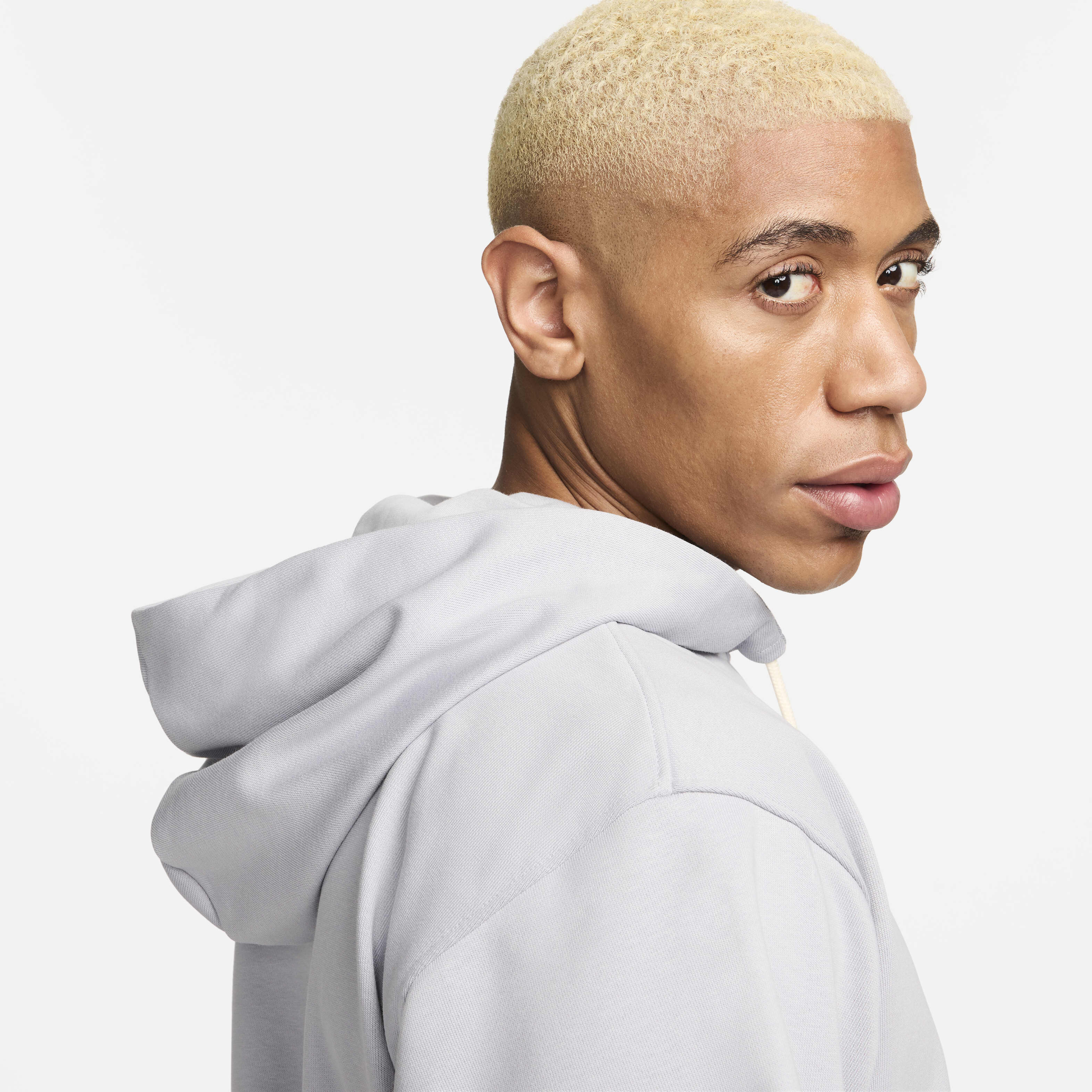 نايكي ستاندرد ايشيو image number 8