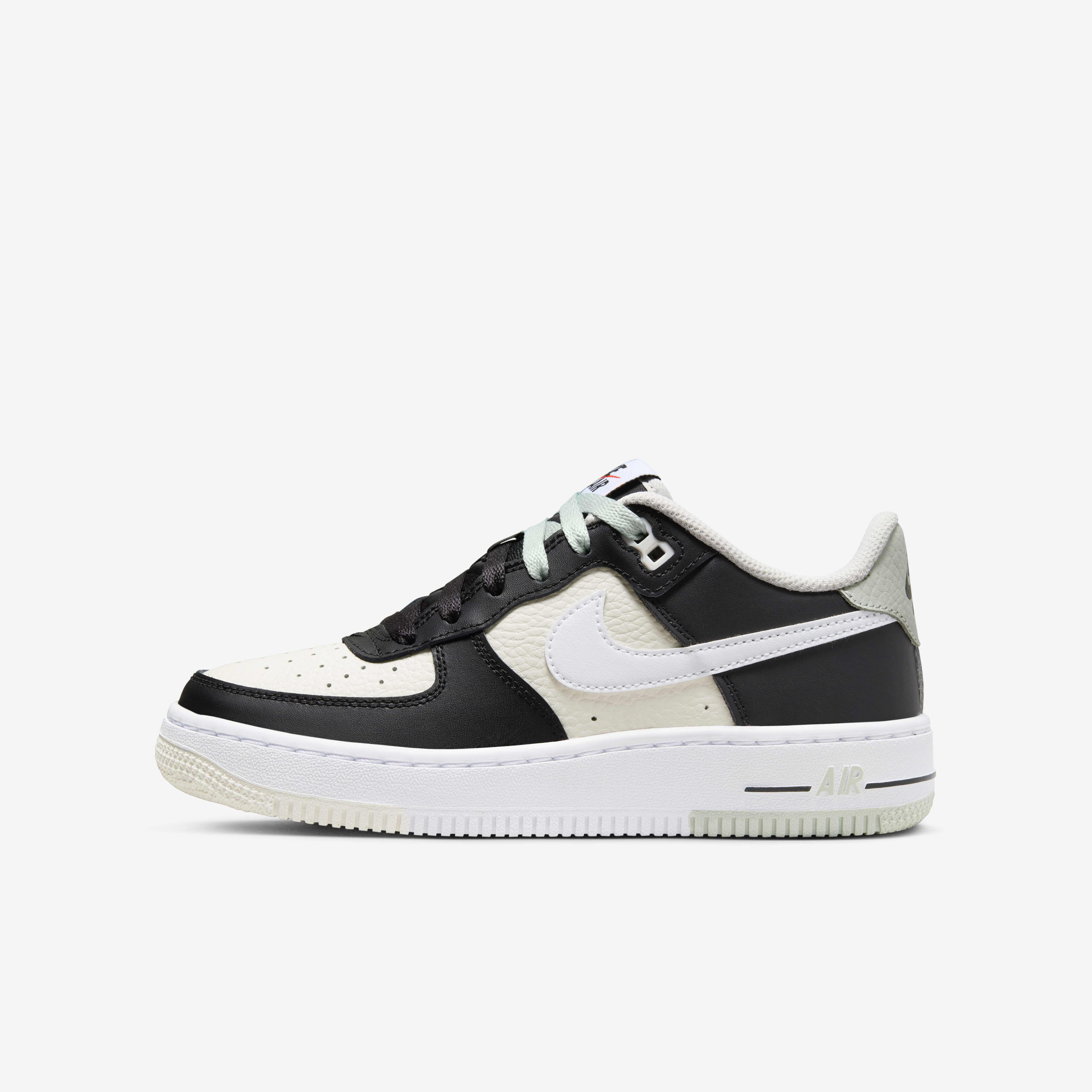 Nike Air Force 1 LV8 image number 0