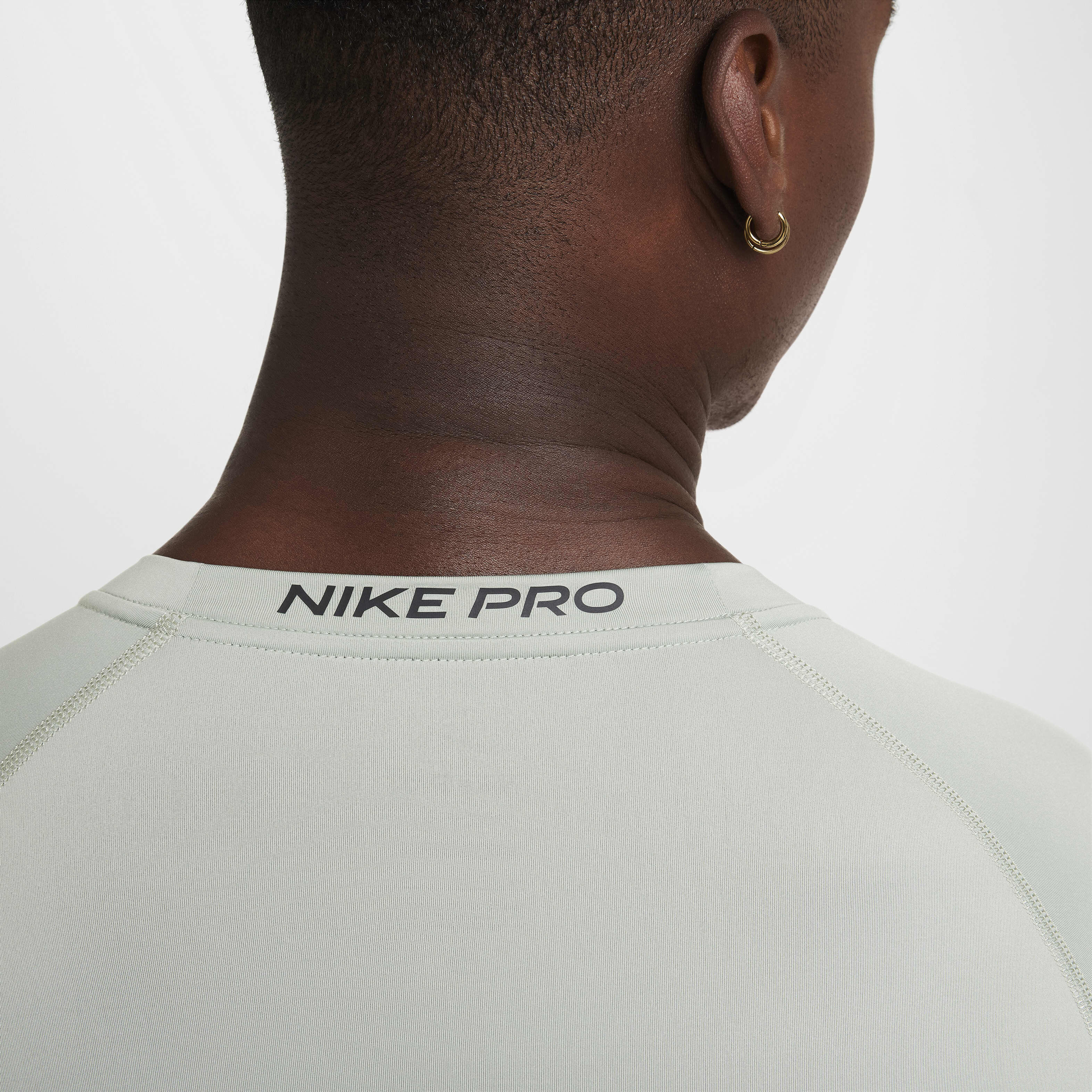 Nike Pro image number 4