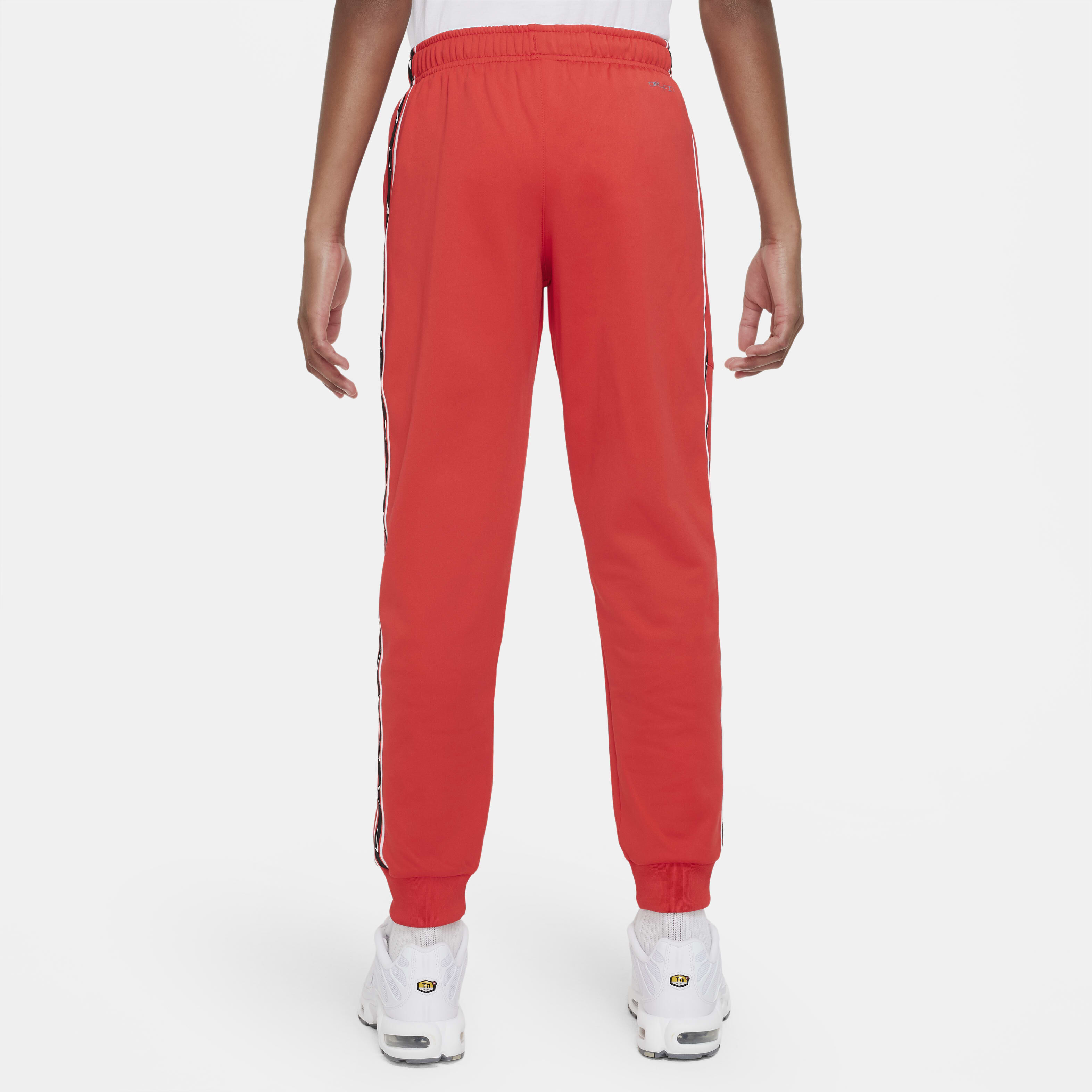 Nike Sportswear Repeat image number 1