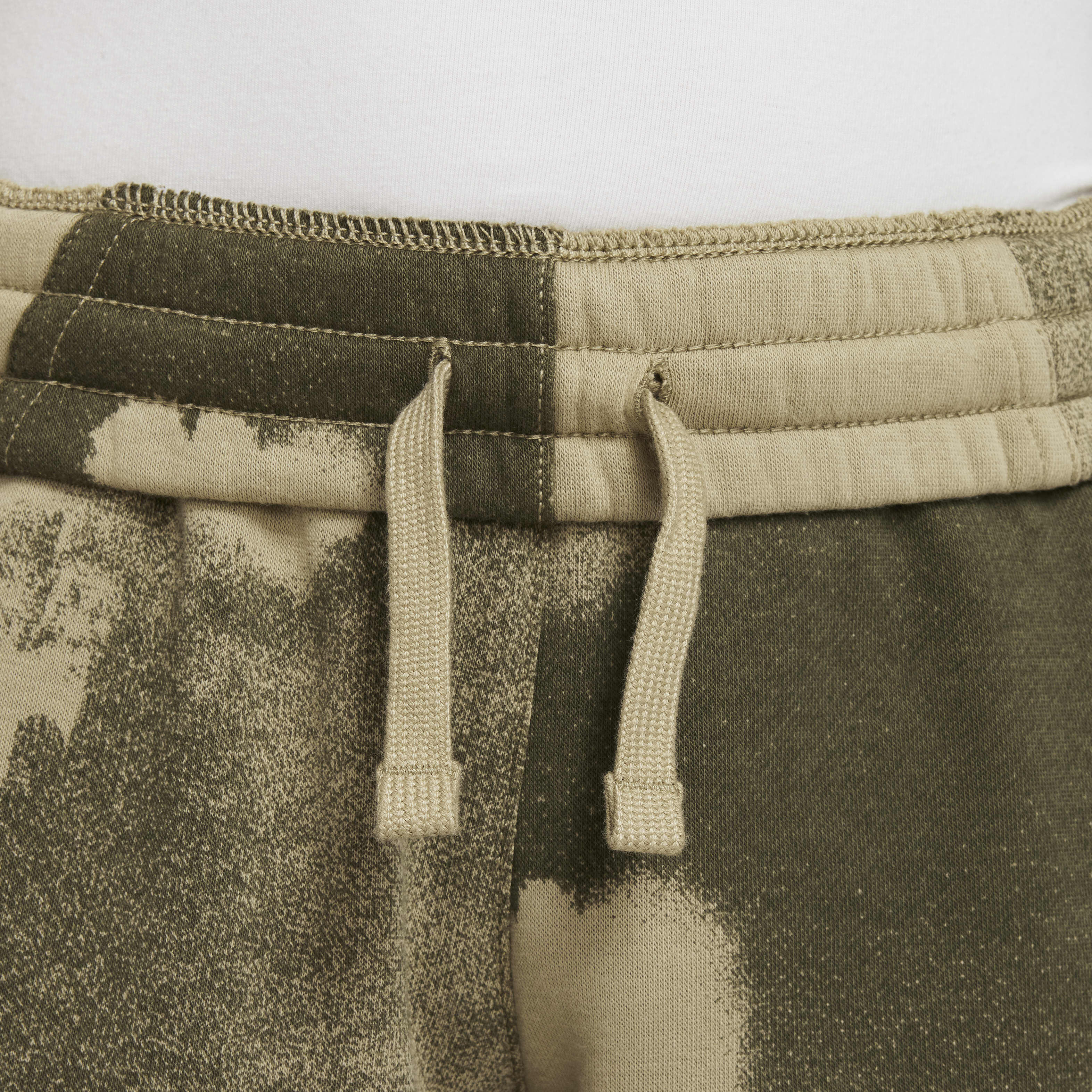 Nike Club Fleece image number 2