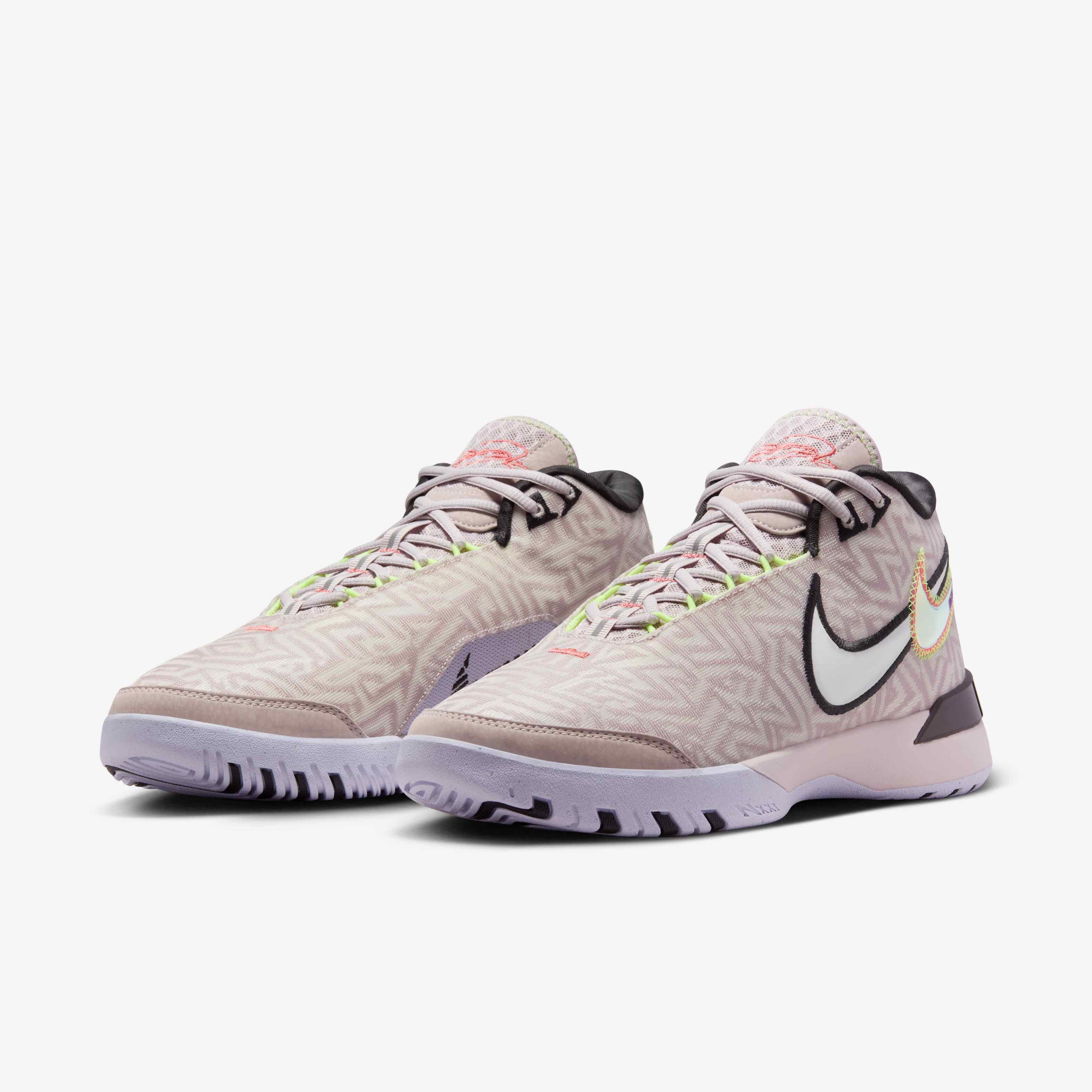 LeBron NXXT Genisus image number 4