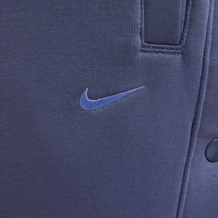 LeBron Standard Issue image number 3 LeBron Standard Issue image number 3