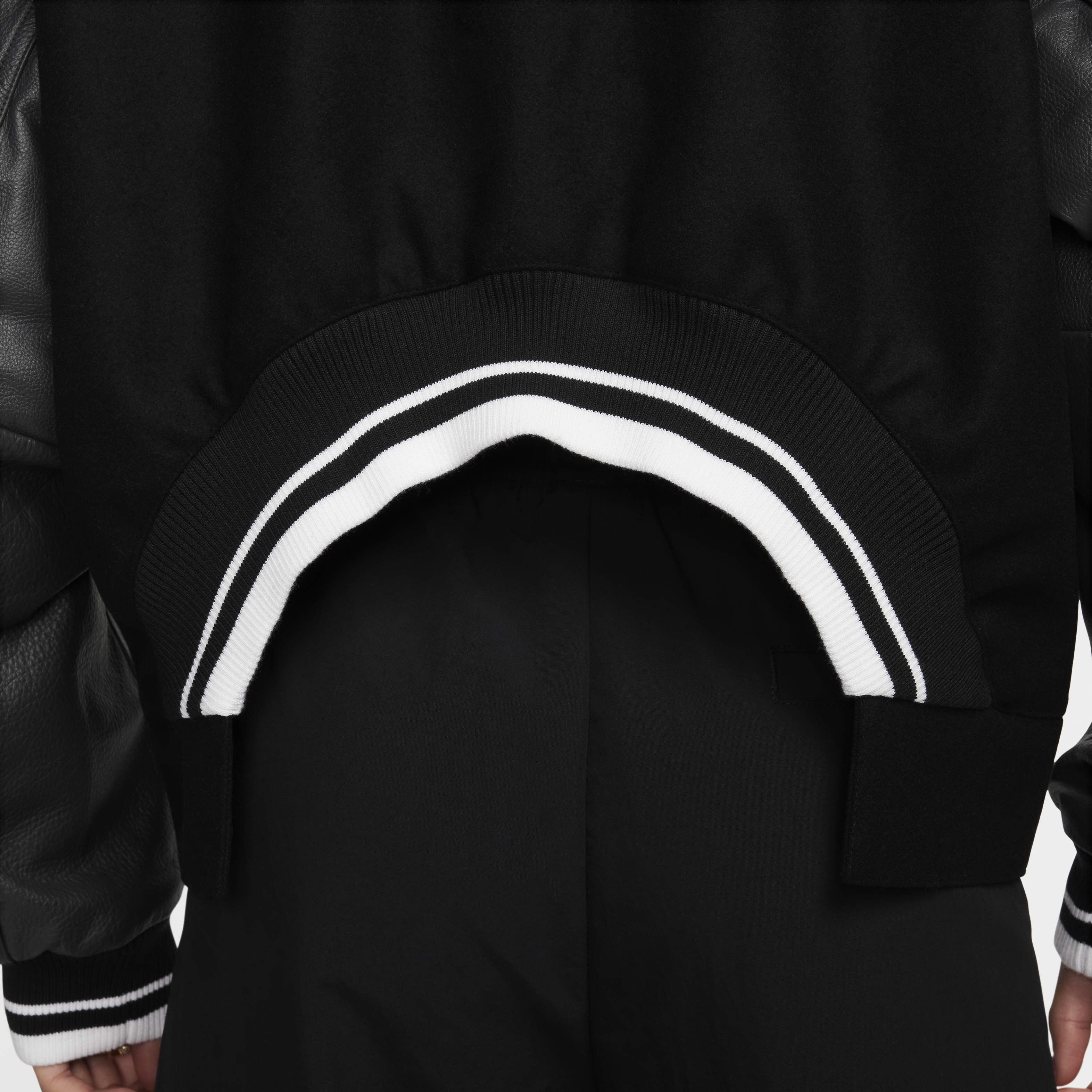 نايكي سبورتسوير image number 5