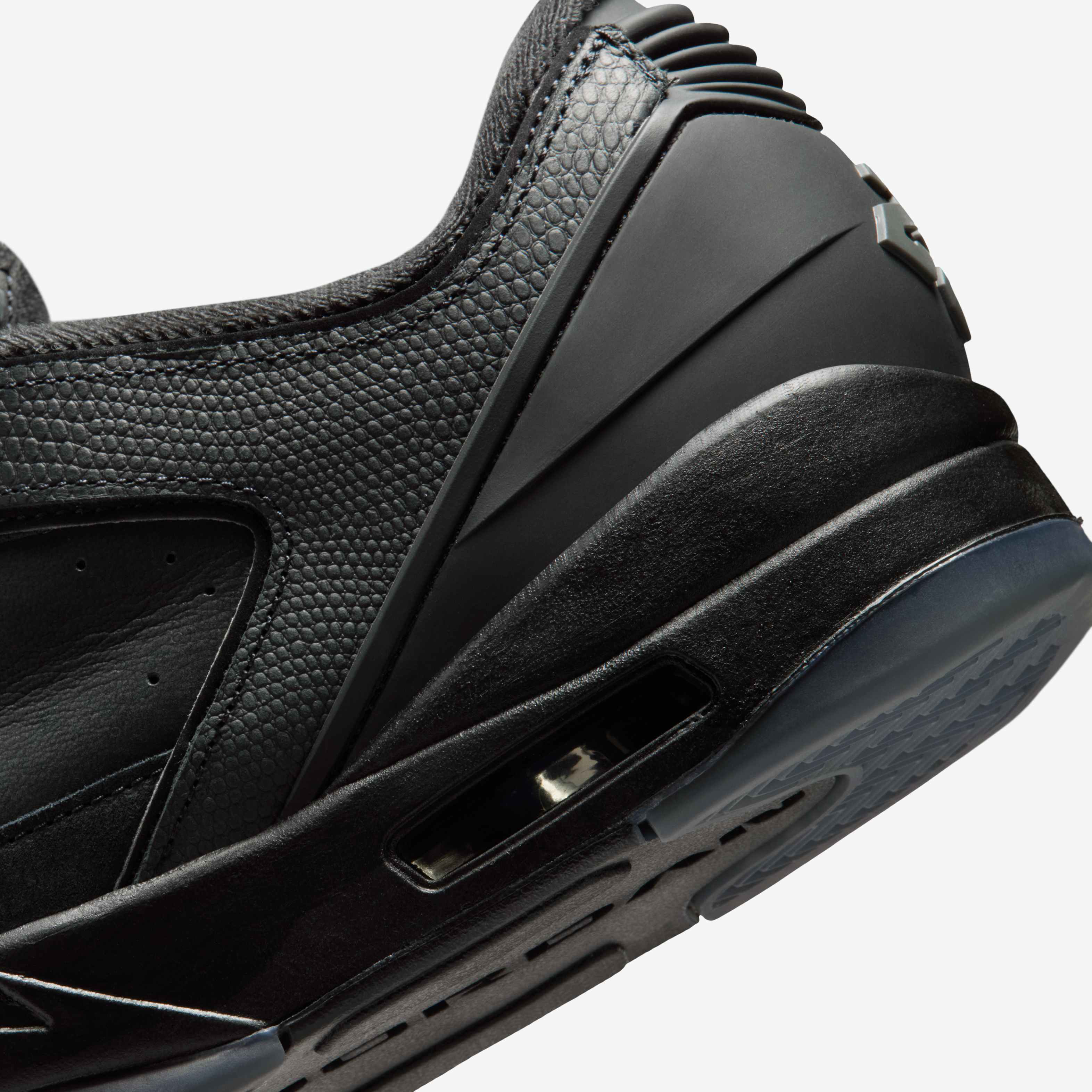 جوردان سيكستي بلس لو image number 7