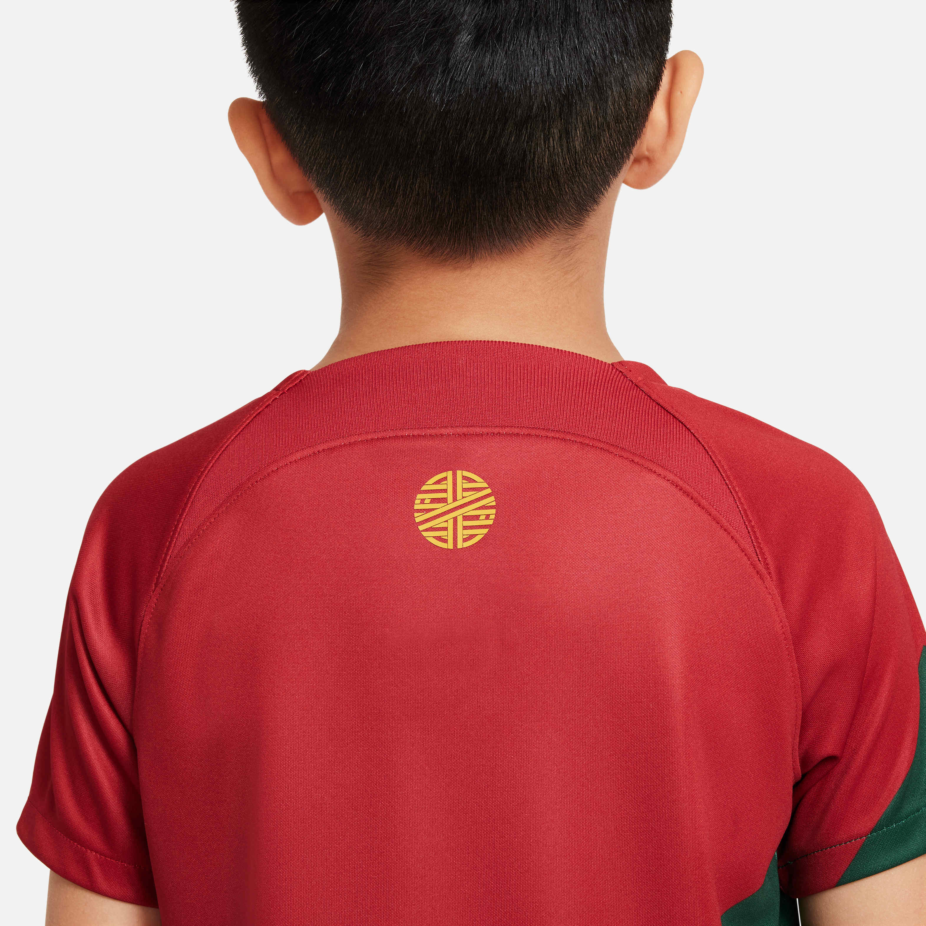 Paris Saint-Germain Strike Away image number 3