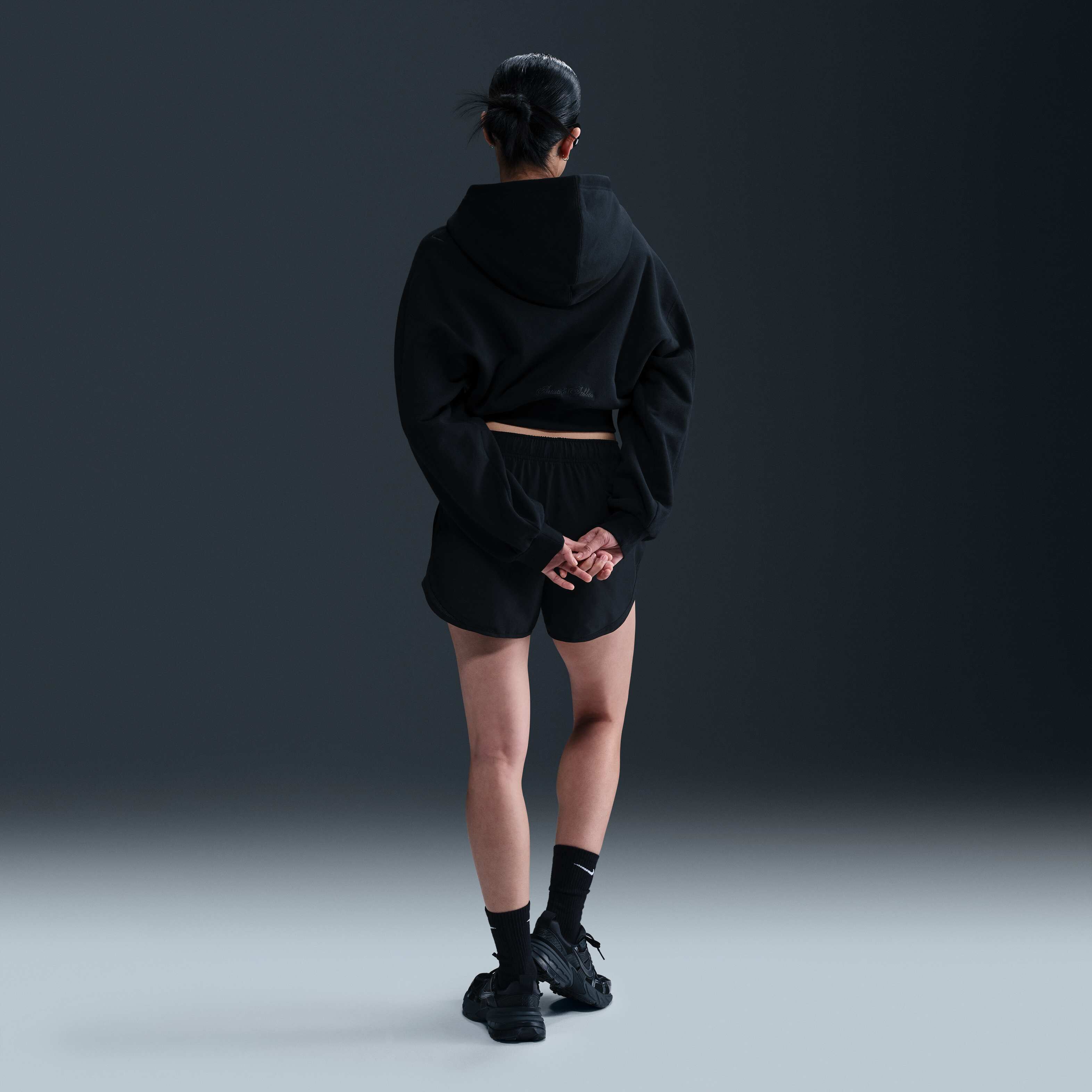 نايكي سبورتسوير image number 4