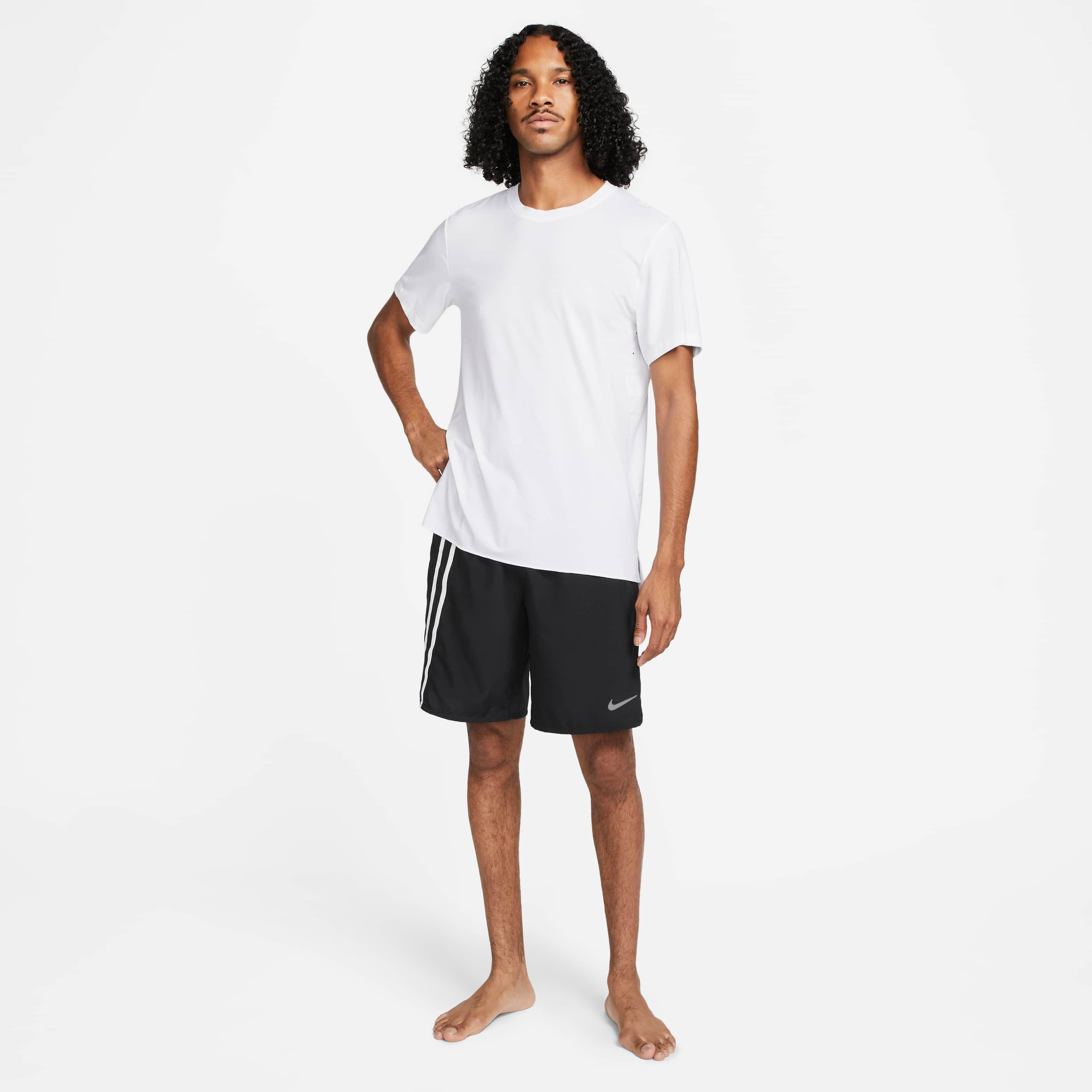 Nike Dri-FIT Challenger image number 7