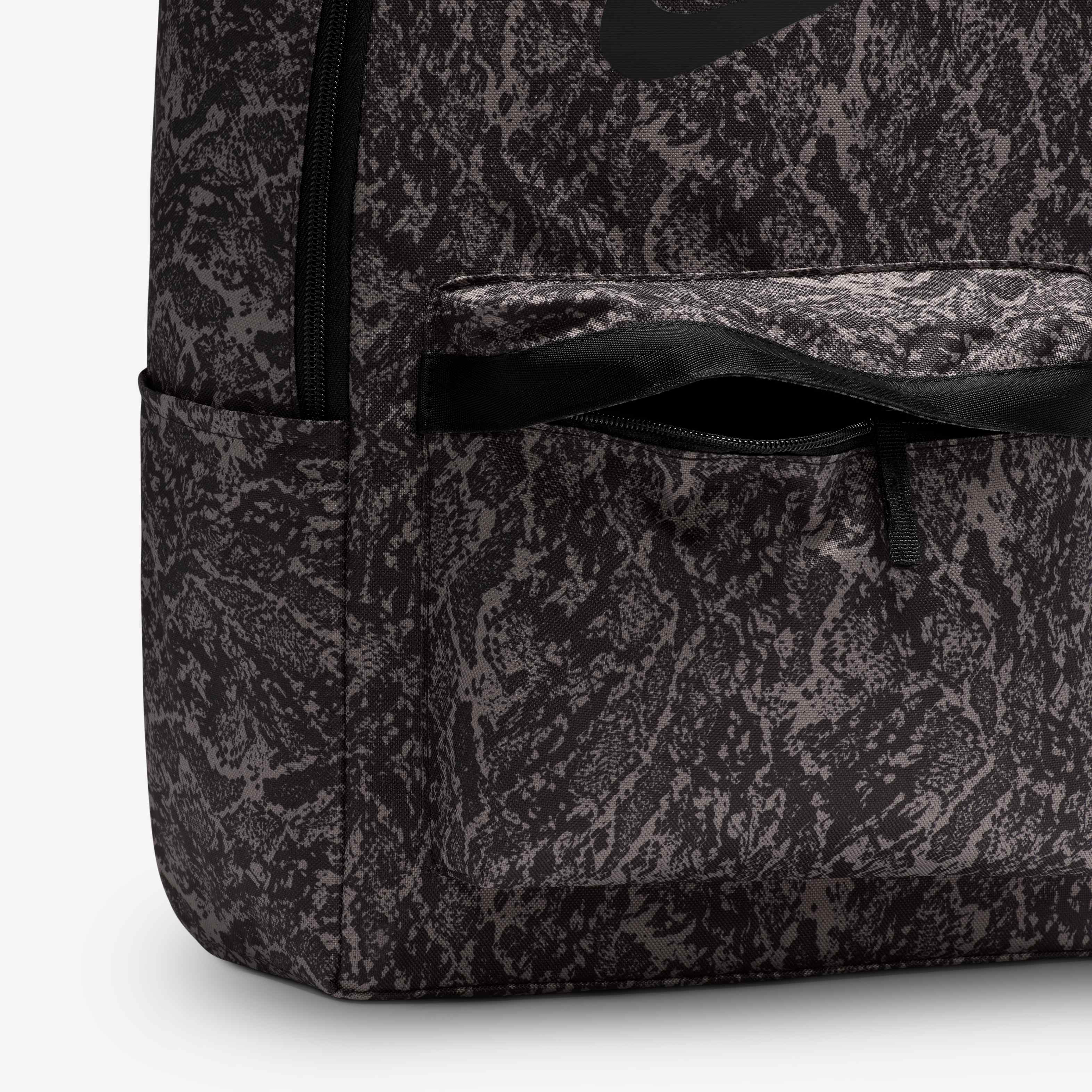 نايكي هيرتدج image number 4