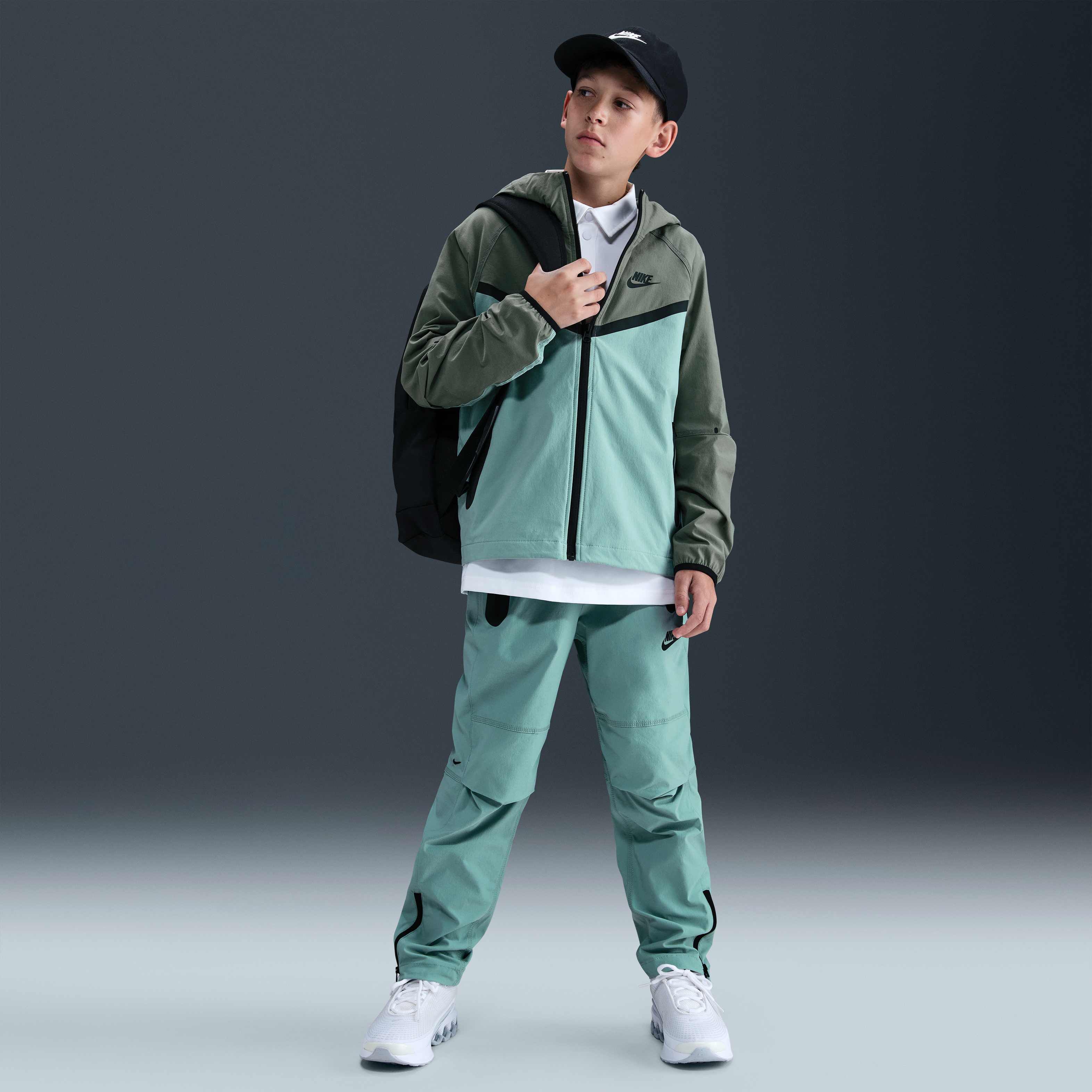 Nike Tech image number 0