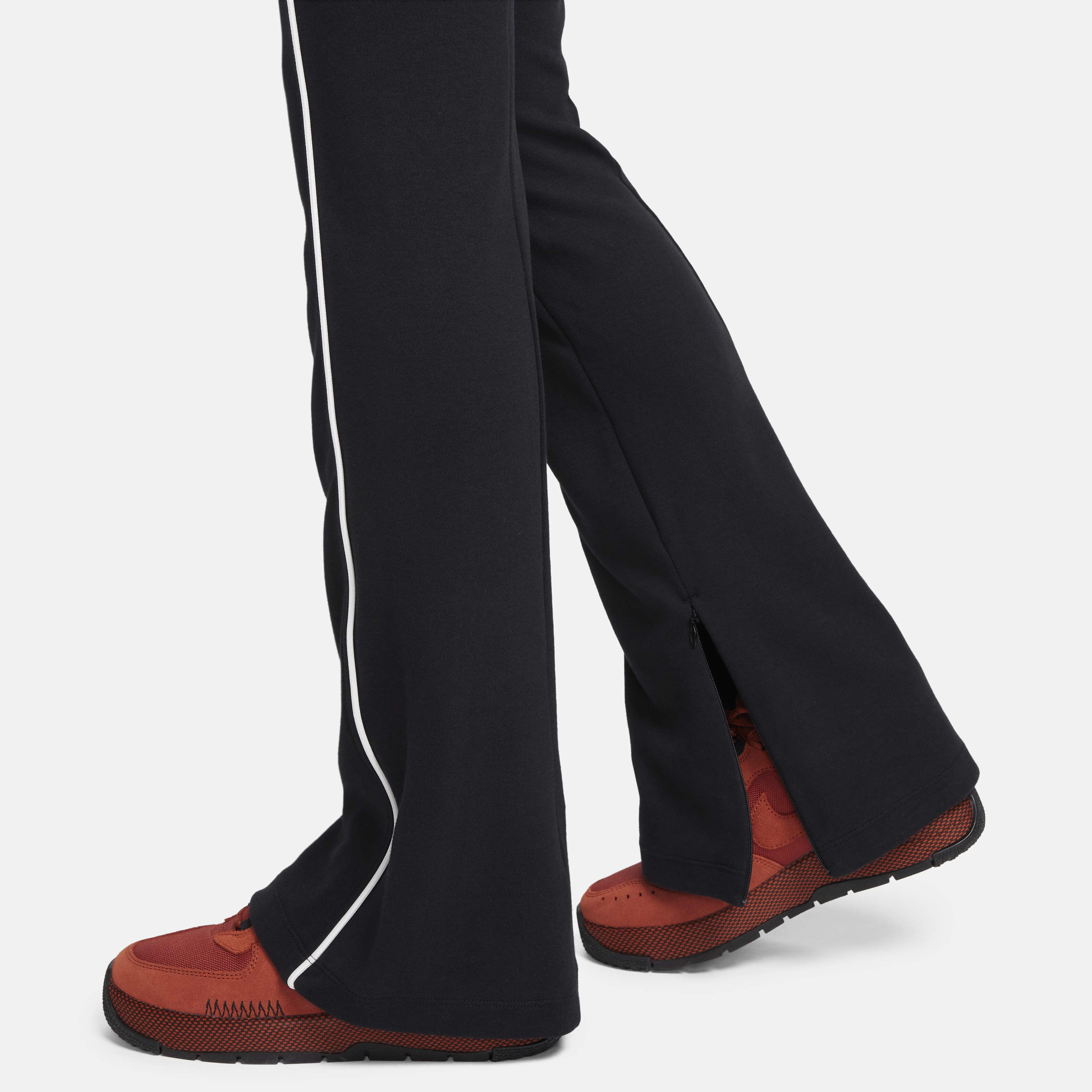 نايكي سبورتسوير كوليكشن image number 4