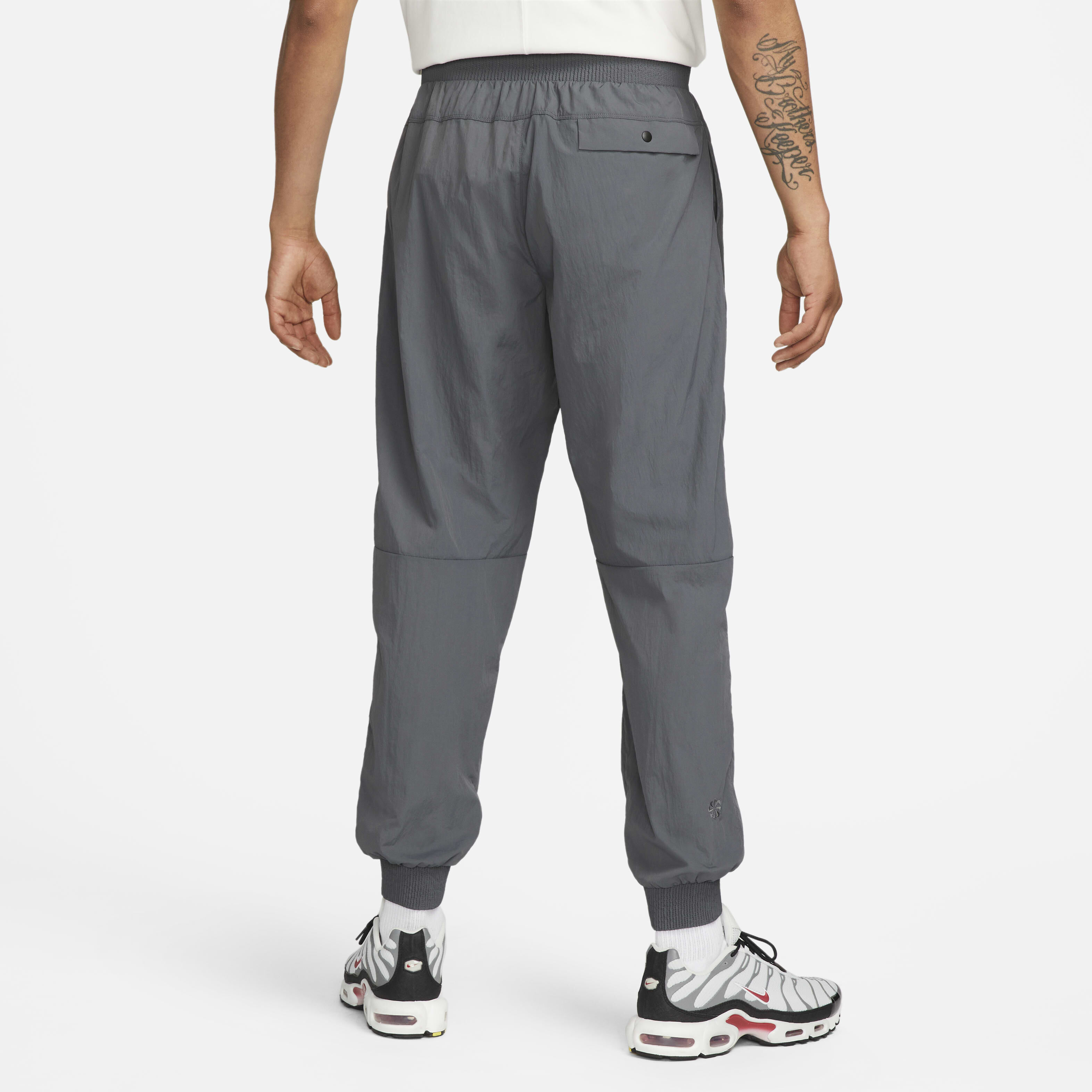 nike sportswear swoosh repel pants