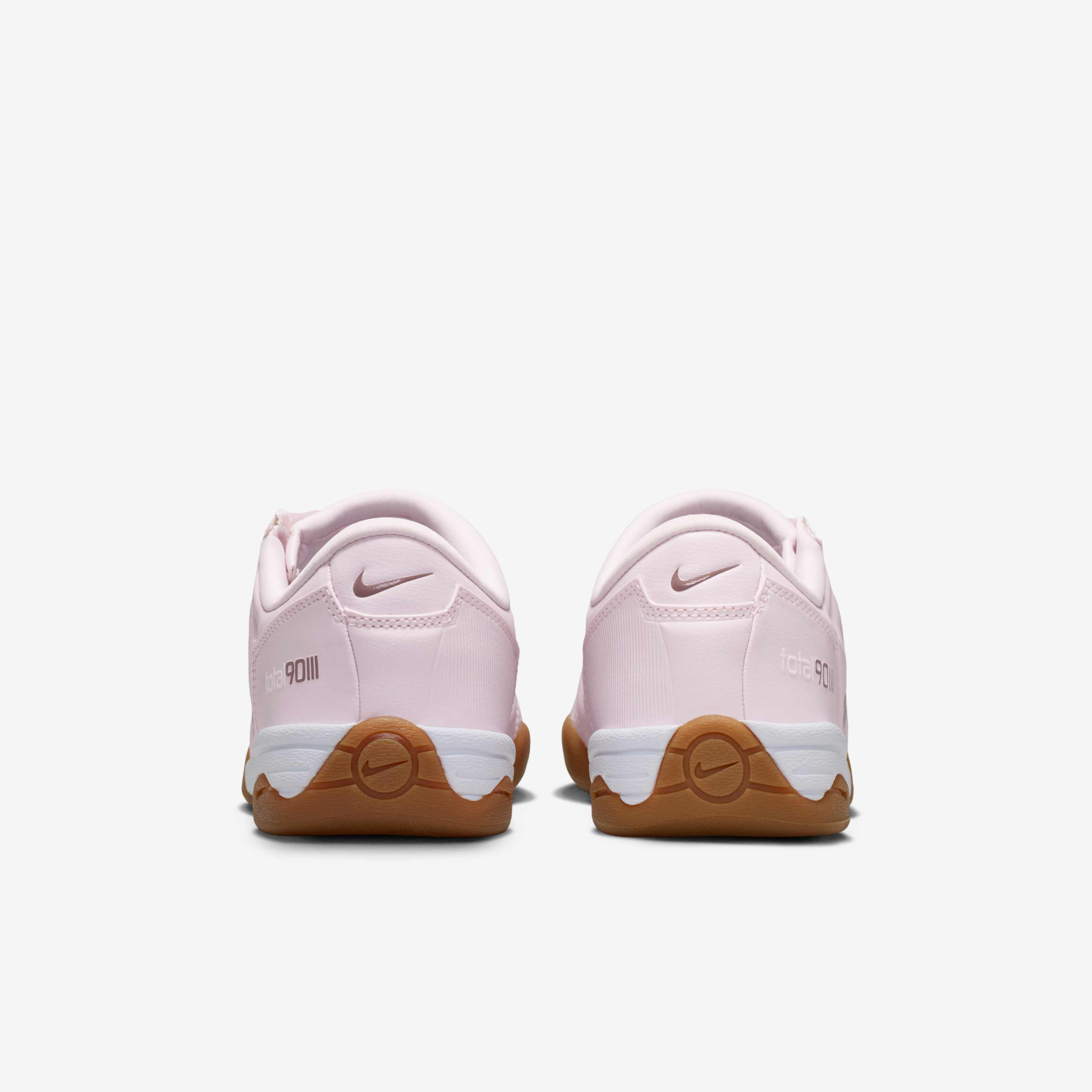Nike Total90 image number 5