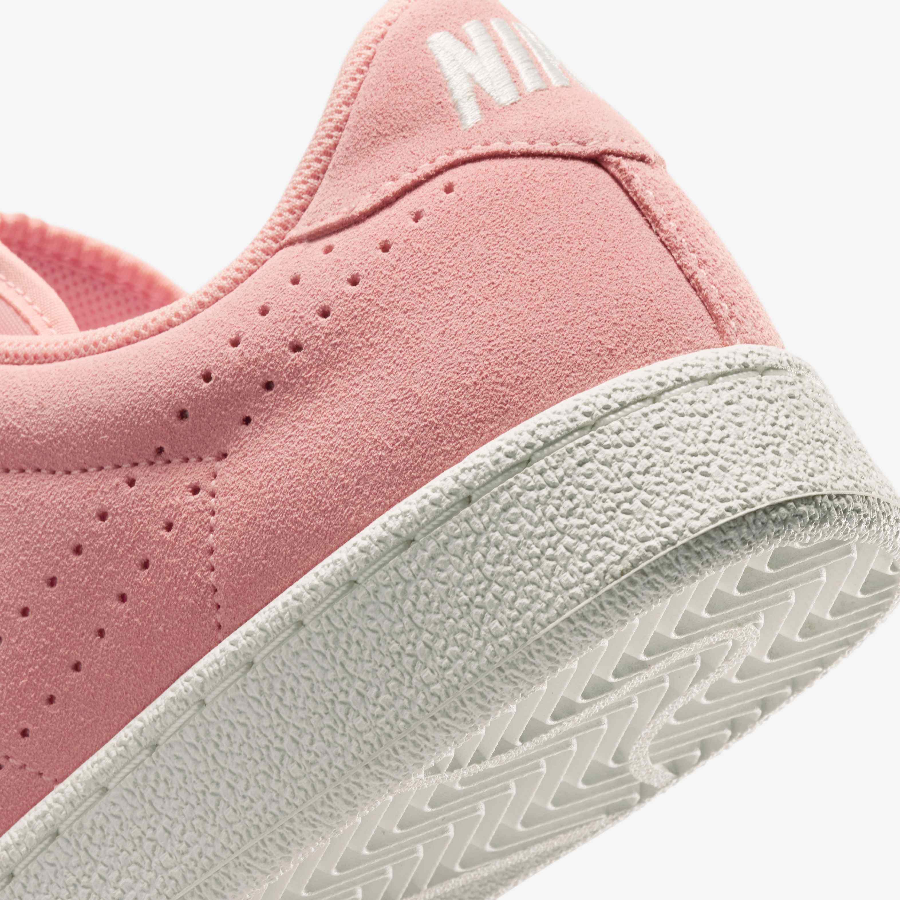 Nike Tennis Classic image number 7