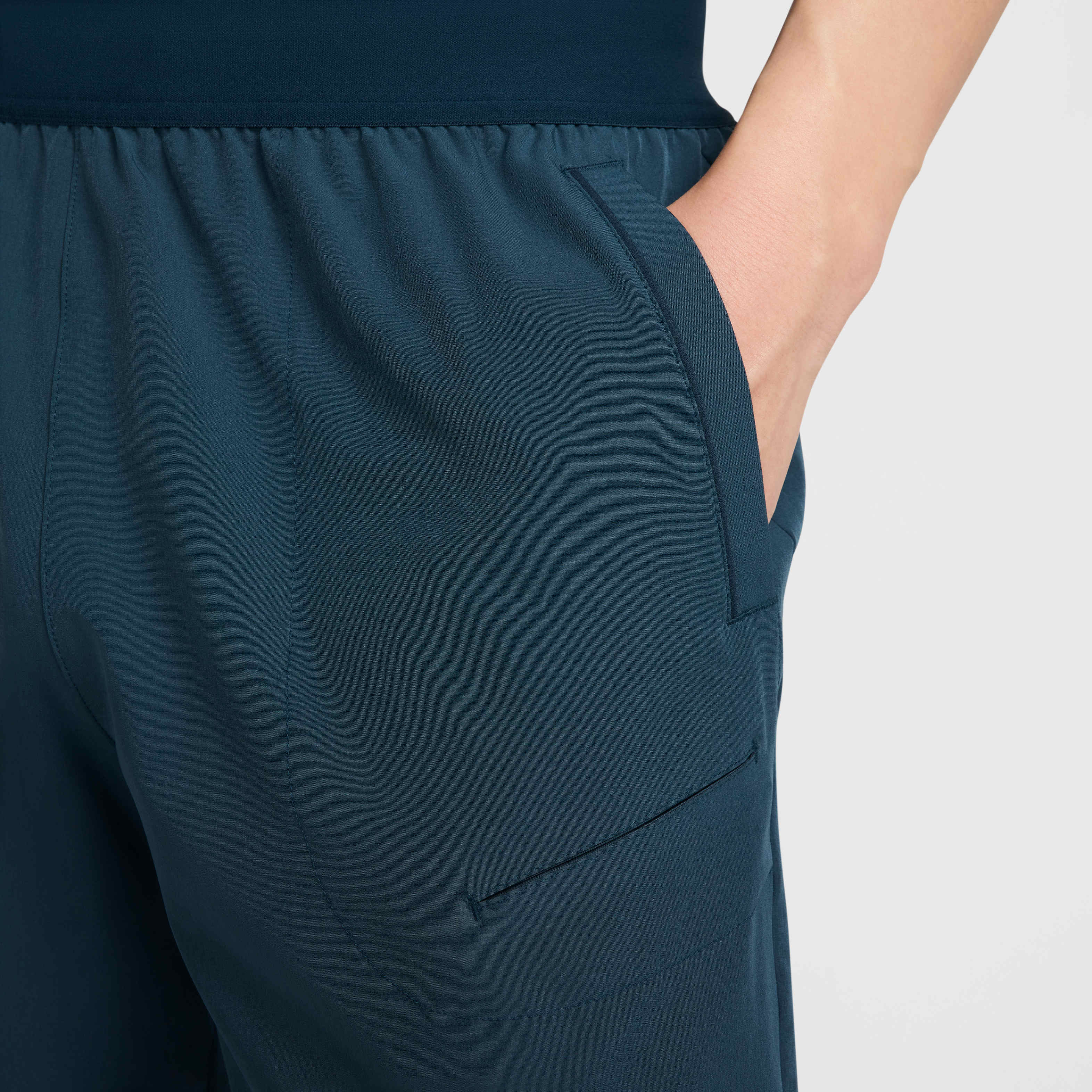 NikeCourt Advantage image number 4