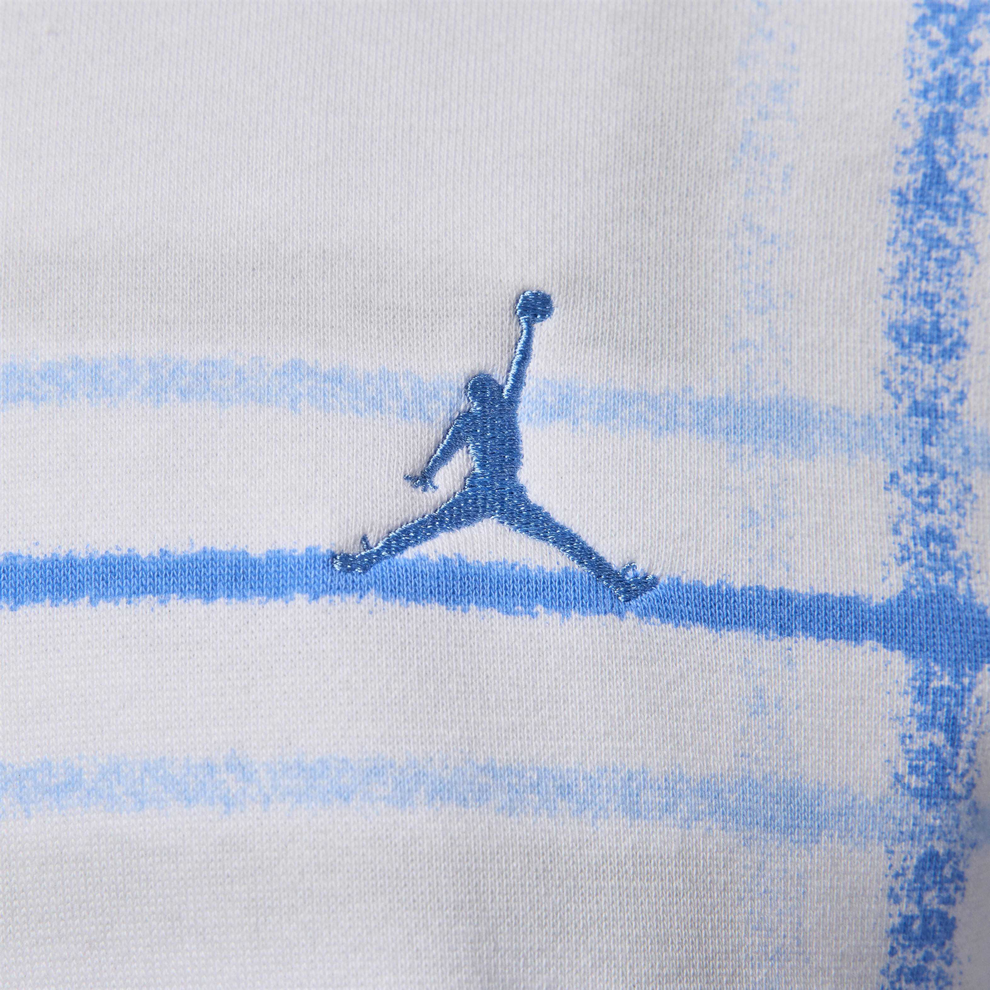 Jordan Essentials image number 3