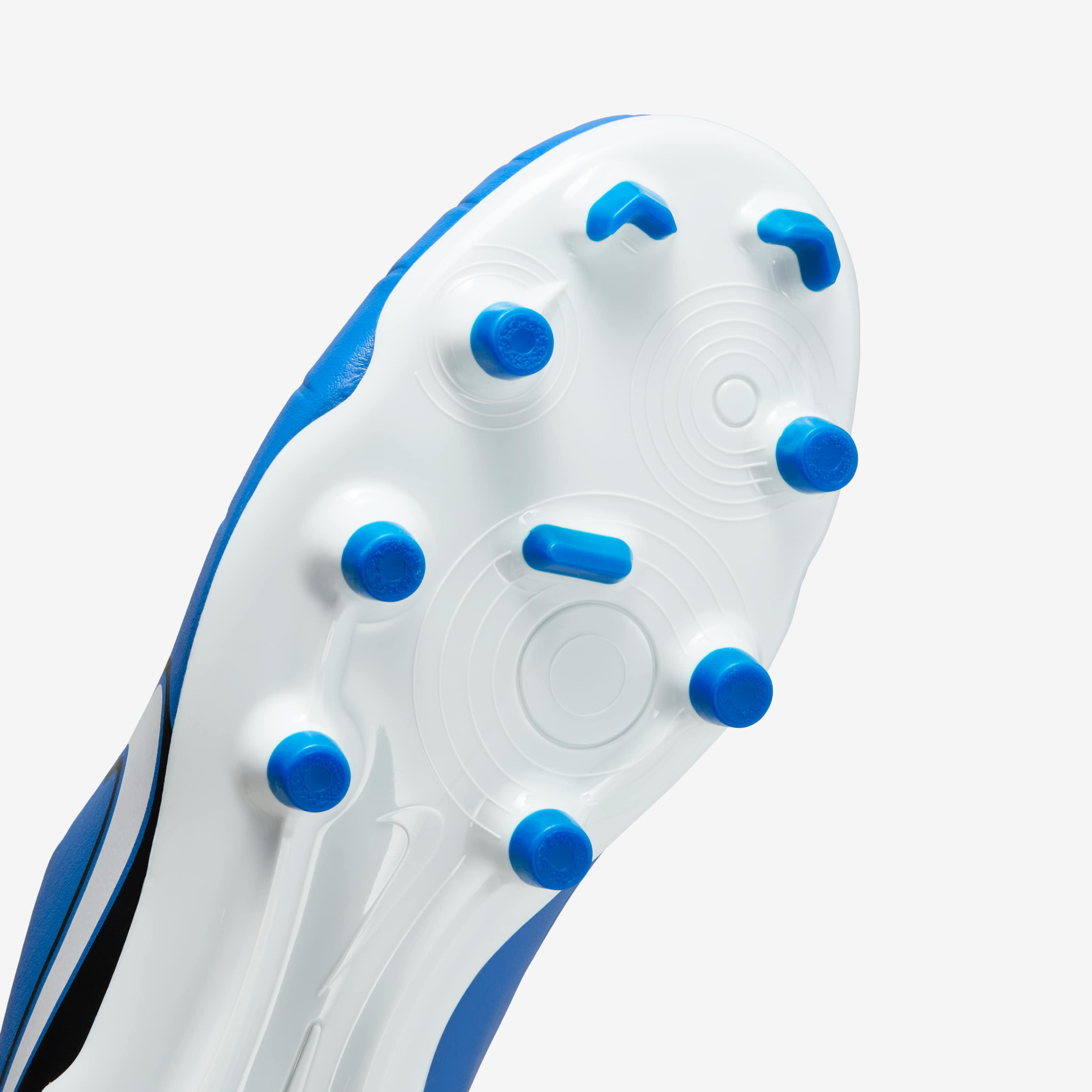 نايكي جونيور تيمبو ليجند 10 كلوب image number 6