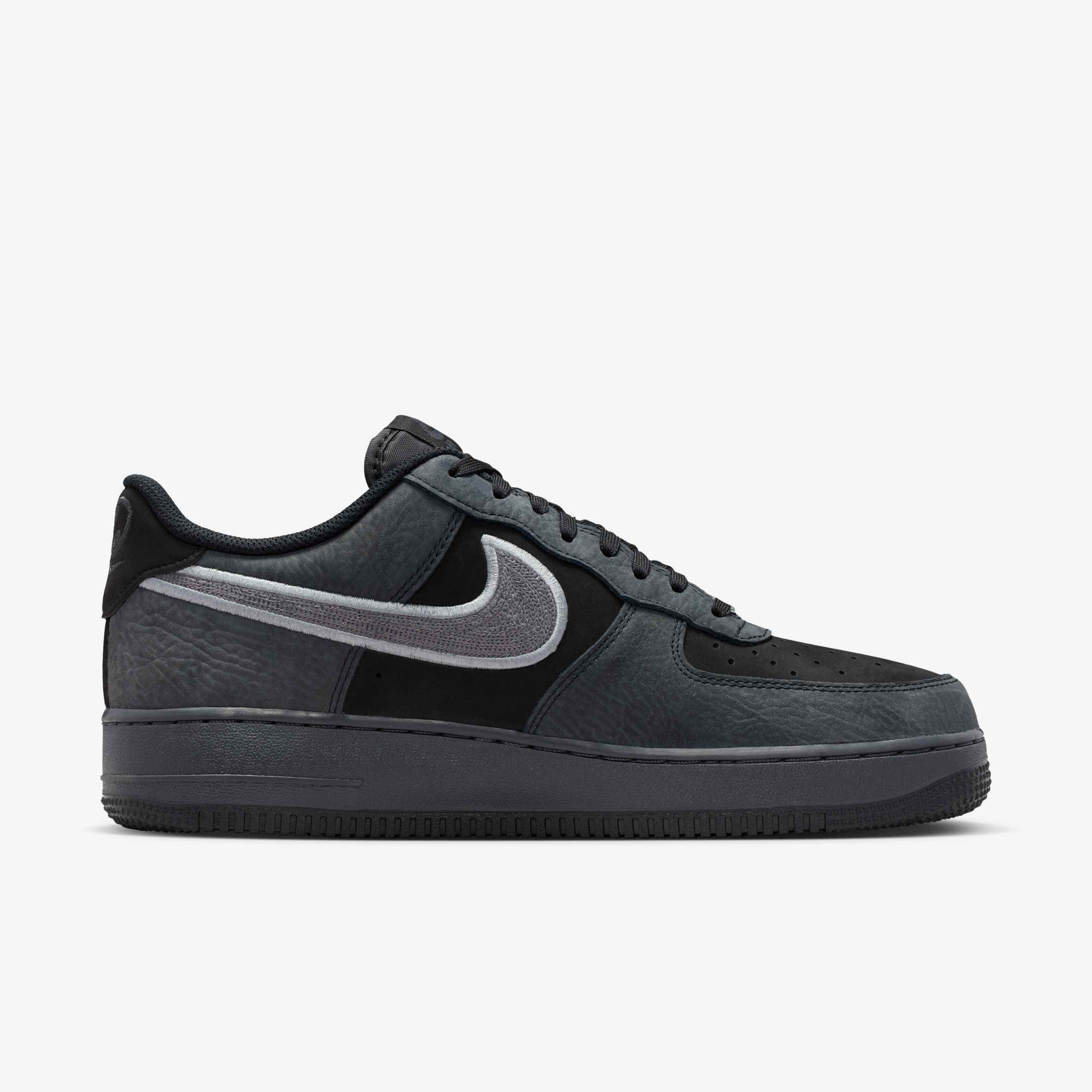 Nike Air Force 1 '07 LV8 image number 2