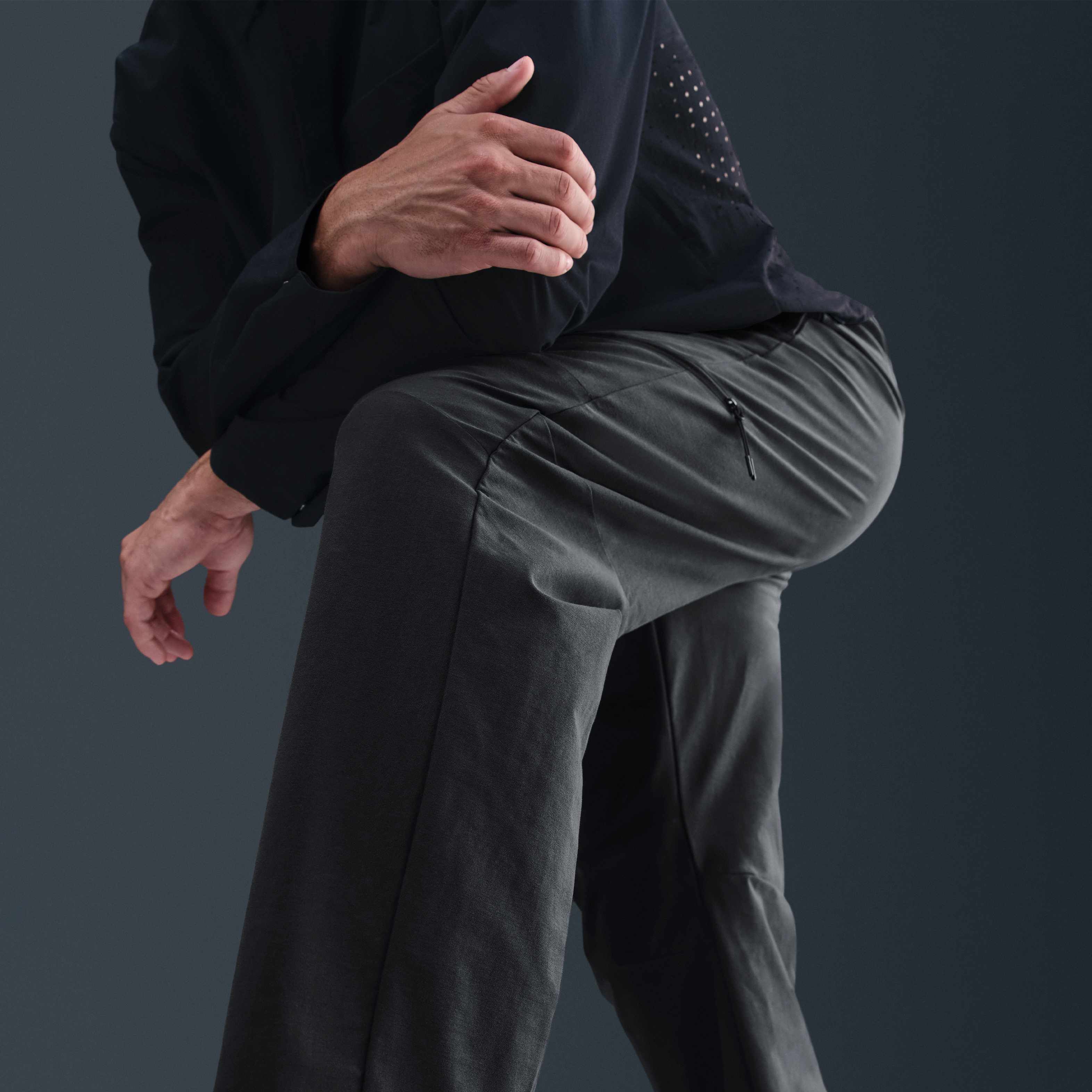 نايكي تك image number 4