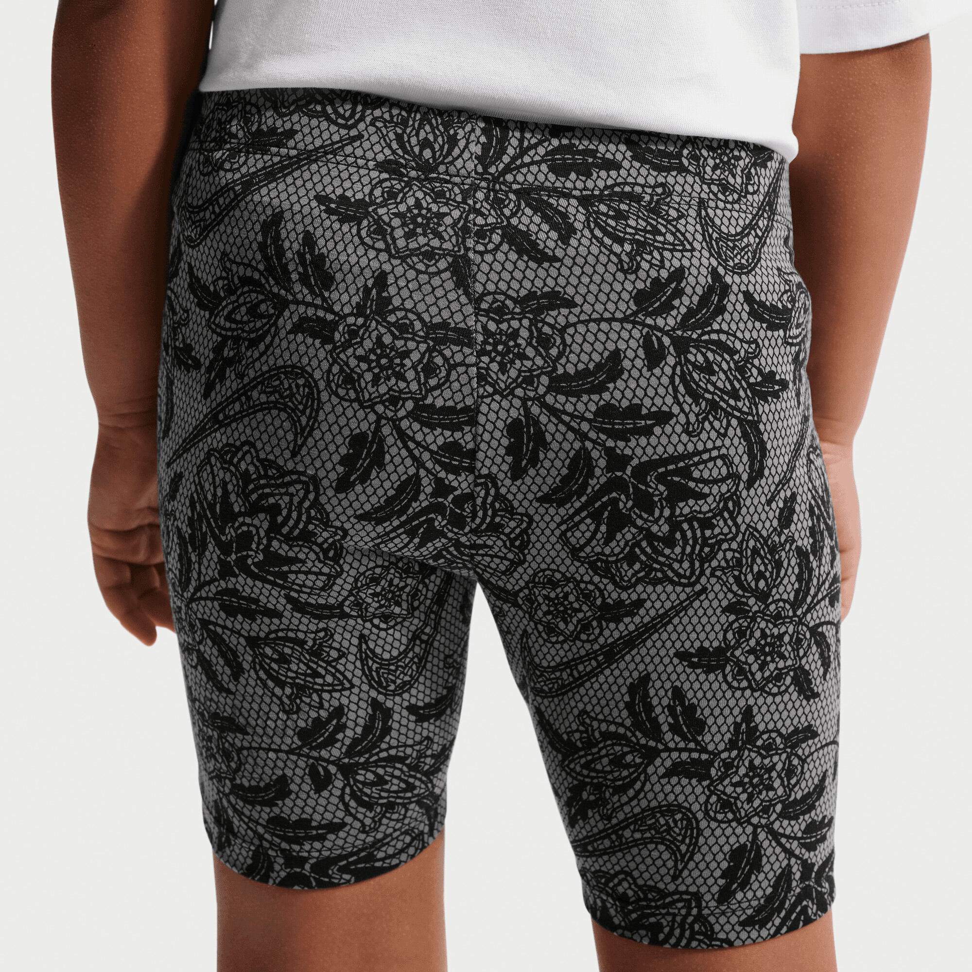 Nike Lace It Up image number 5