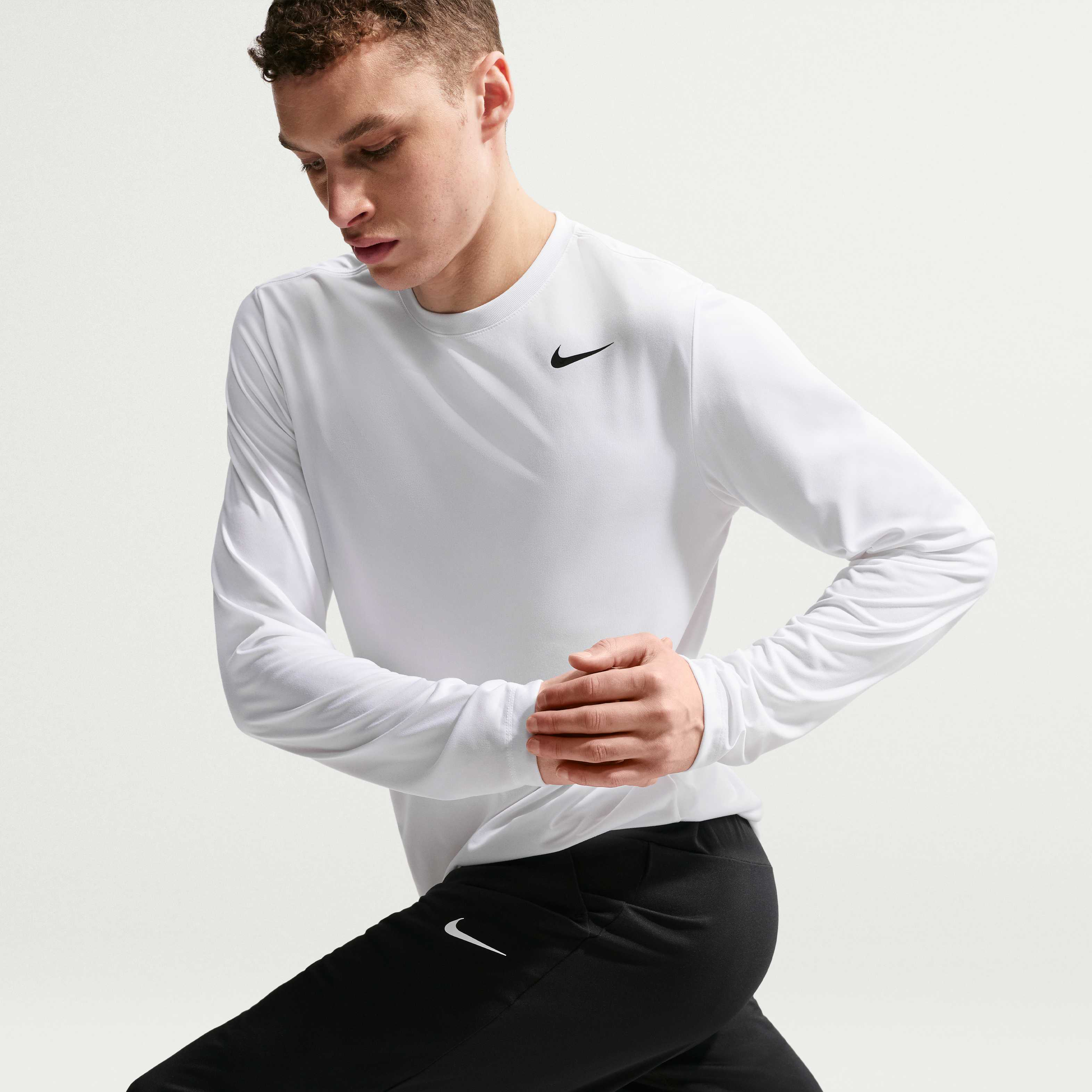 Nike Dri-FIT Legend image number 2