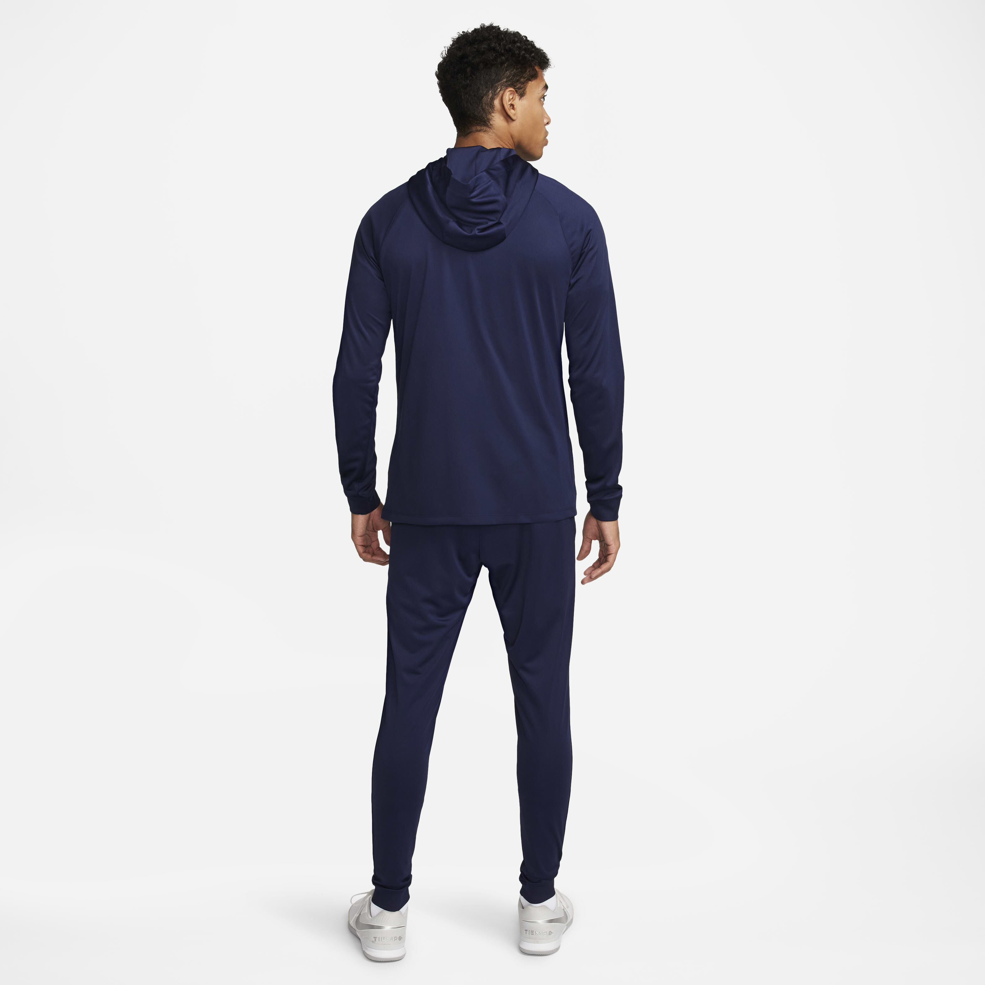 Paris Saint-Germain Strike image number 1