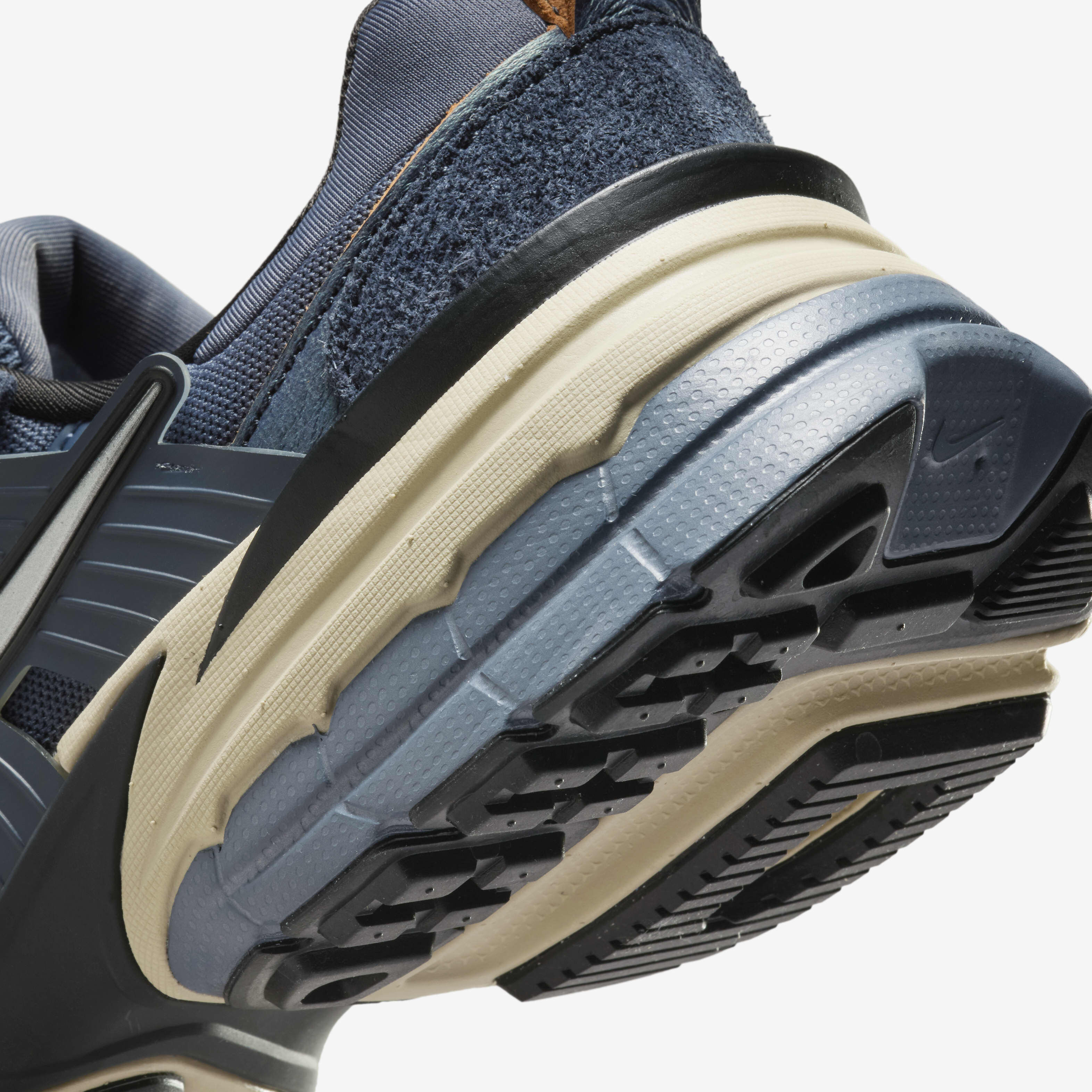 نايكي V2K رن image number 7