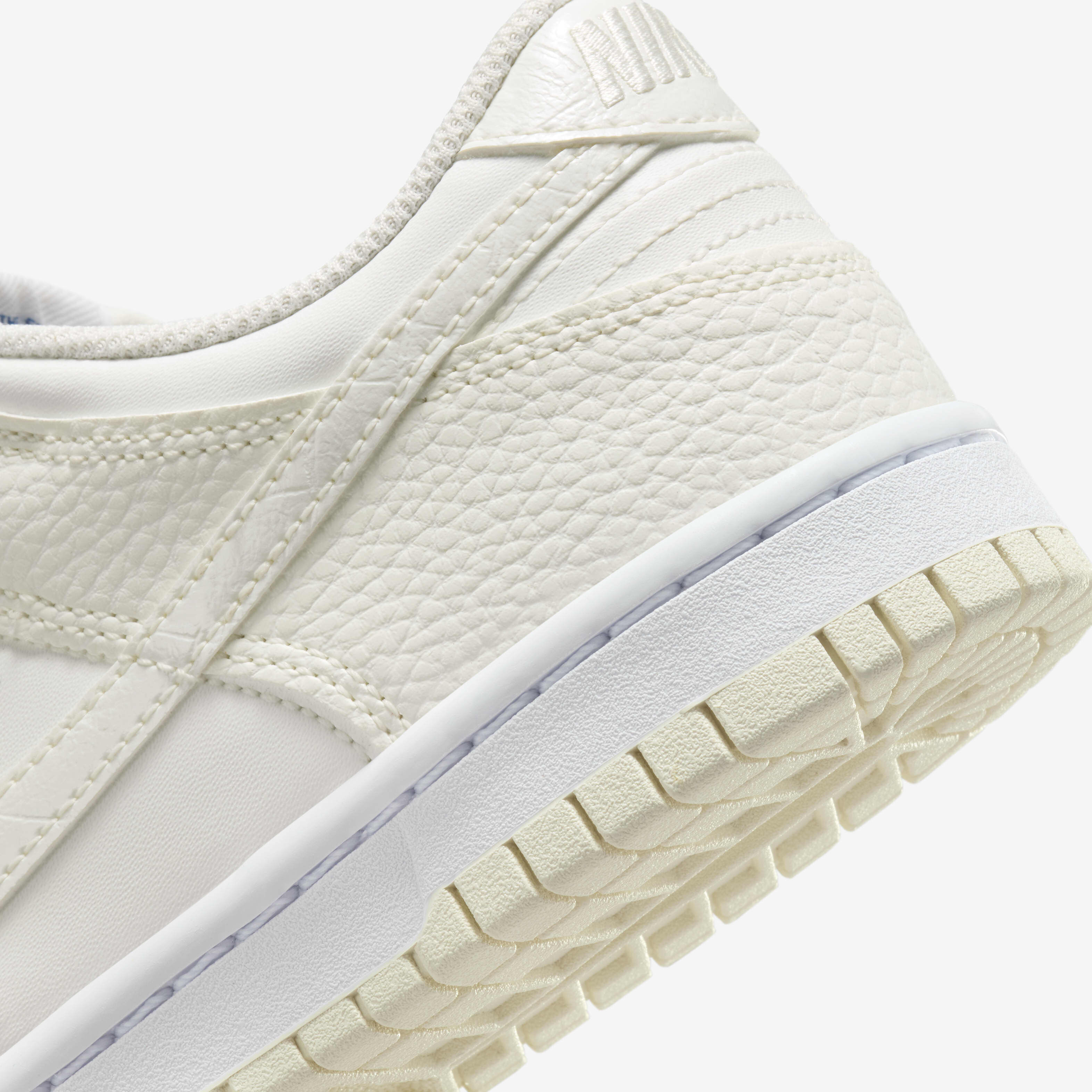 نايكي دانك لو SE image number 7